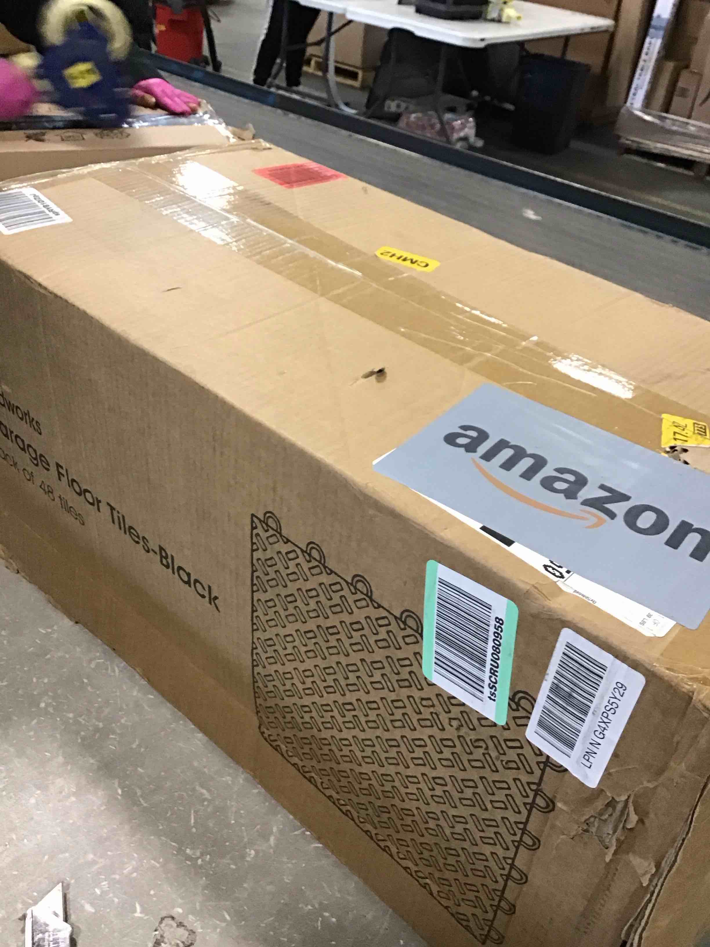 https://s3.amazonaws.com/lotting-images-prod/bidfta/PPE0618386_1730558564416.jpeg