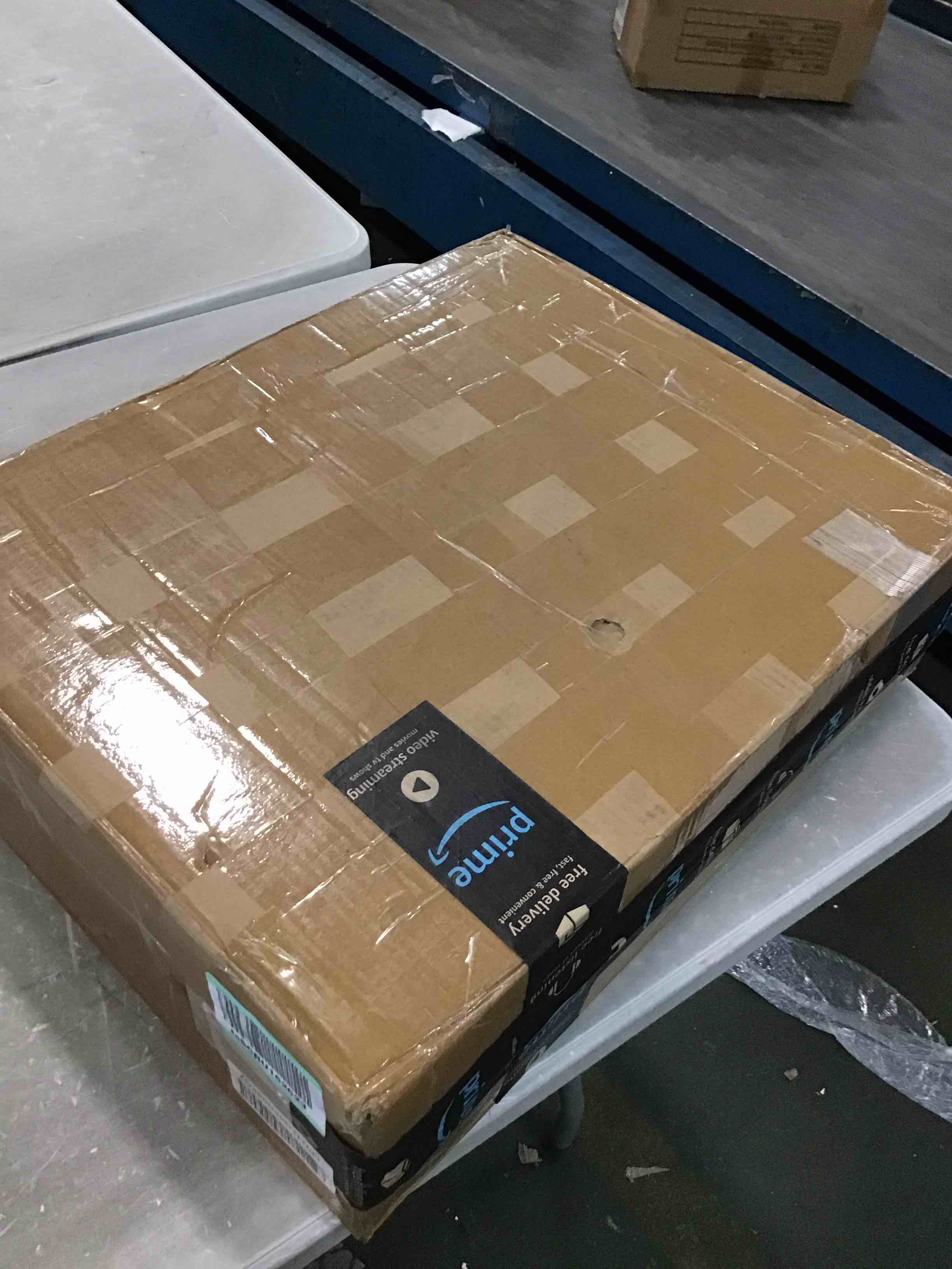 https://s3.amazonaws.com/lotting-images-prod/bidfta/PPE0618389_1730558272291.jpeg
