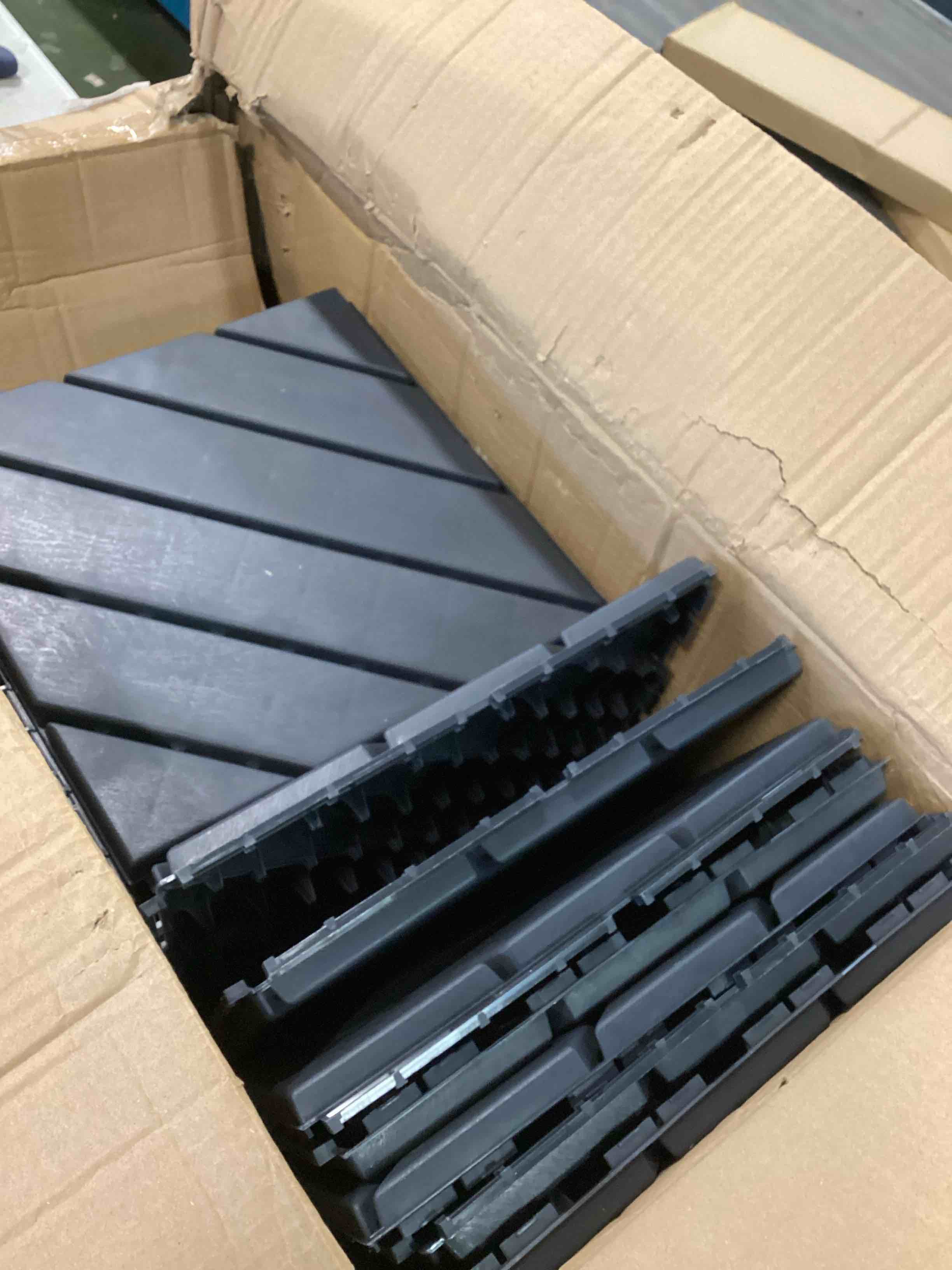 https://s3.amazonaws.com/lotting-images-prod/bidfta/PPE0618518_1730490762168.jpeg