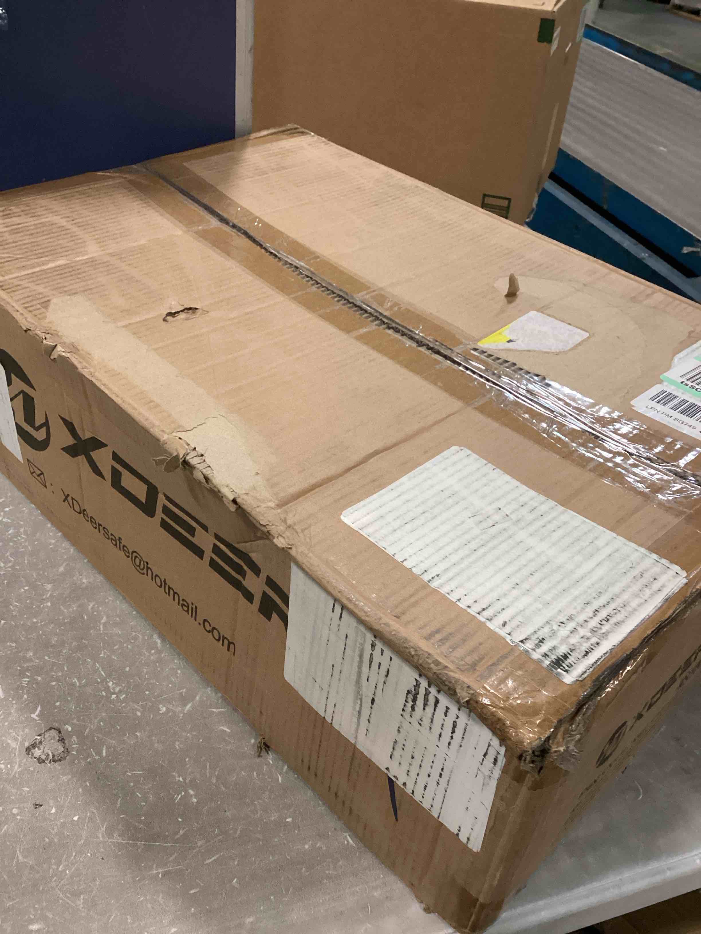 https://s3.amazonaws.com/lotting-images-prod/bidfta/PPE0618710_1730460918478.jpeg