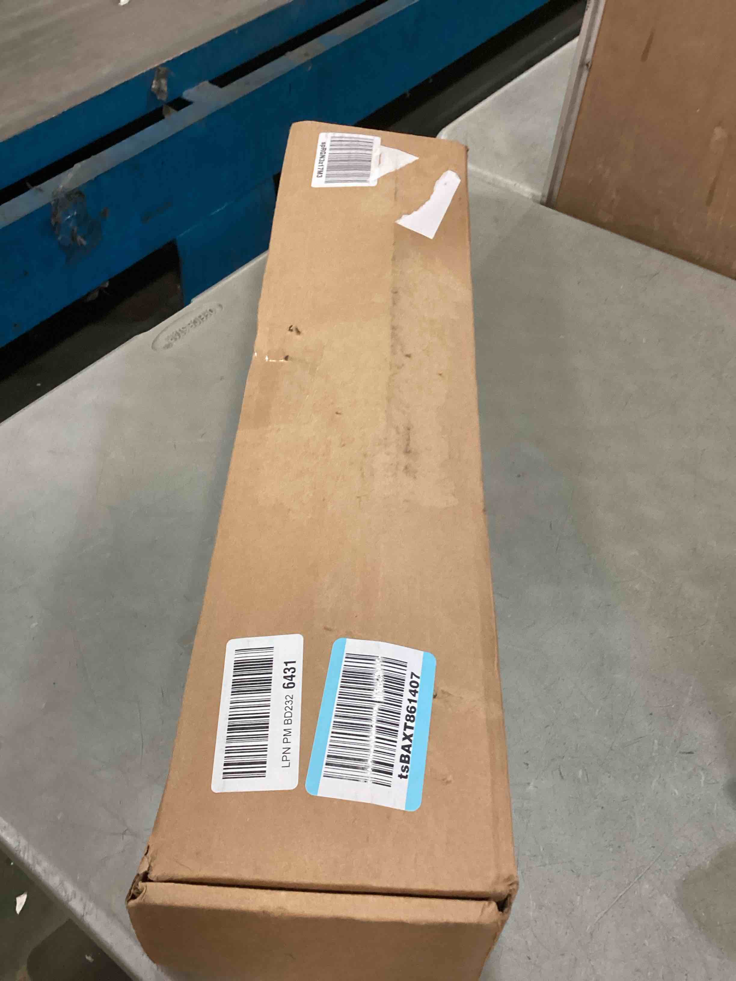 https://s3.amazonaws.com/lotting-images-prod/bidfta/PPE0618747_1730403958685.jpeg