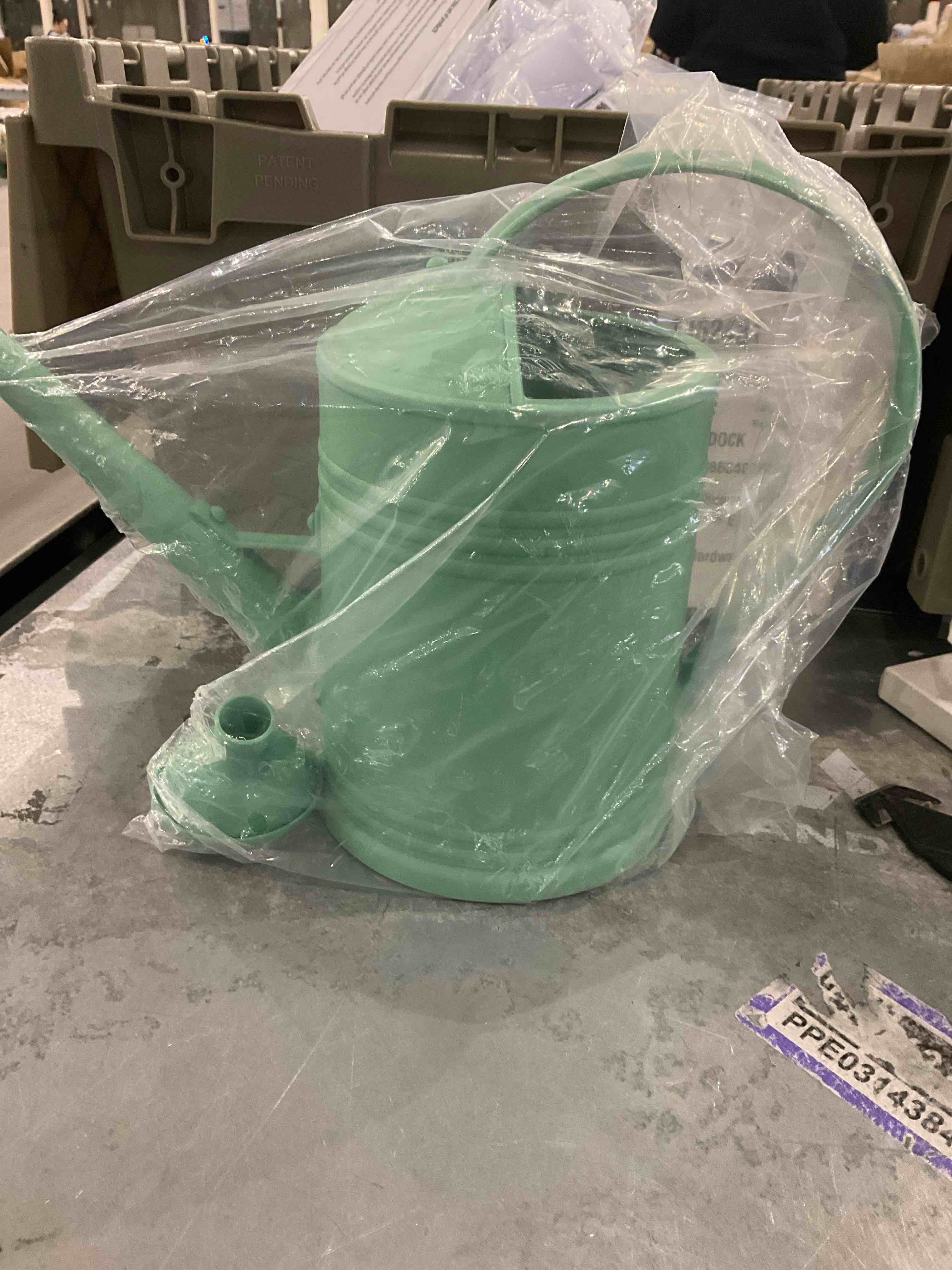 Modern Indoor Plant Watering Pitcher for Home Gardening, Green, 14cmx18cm