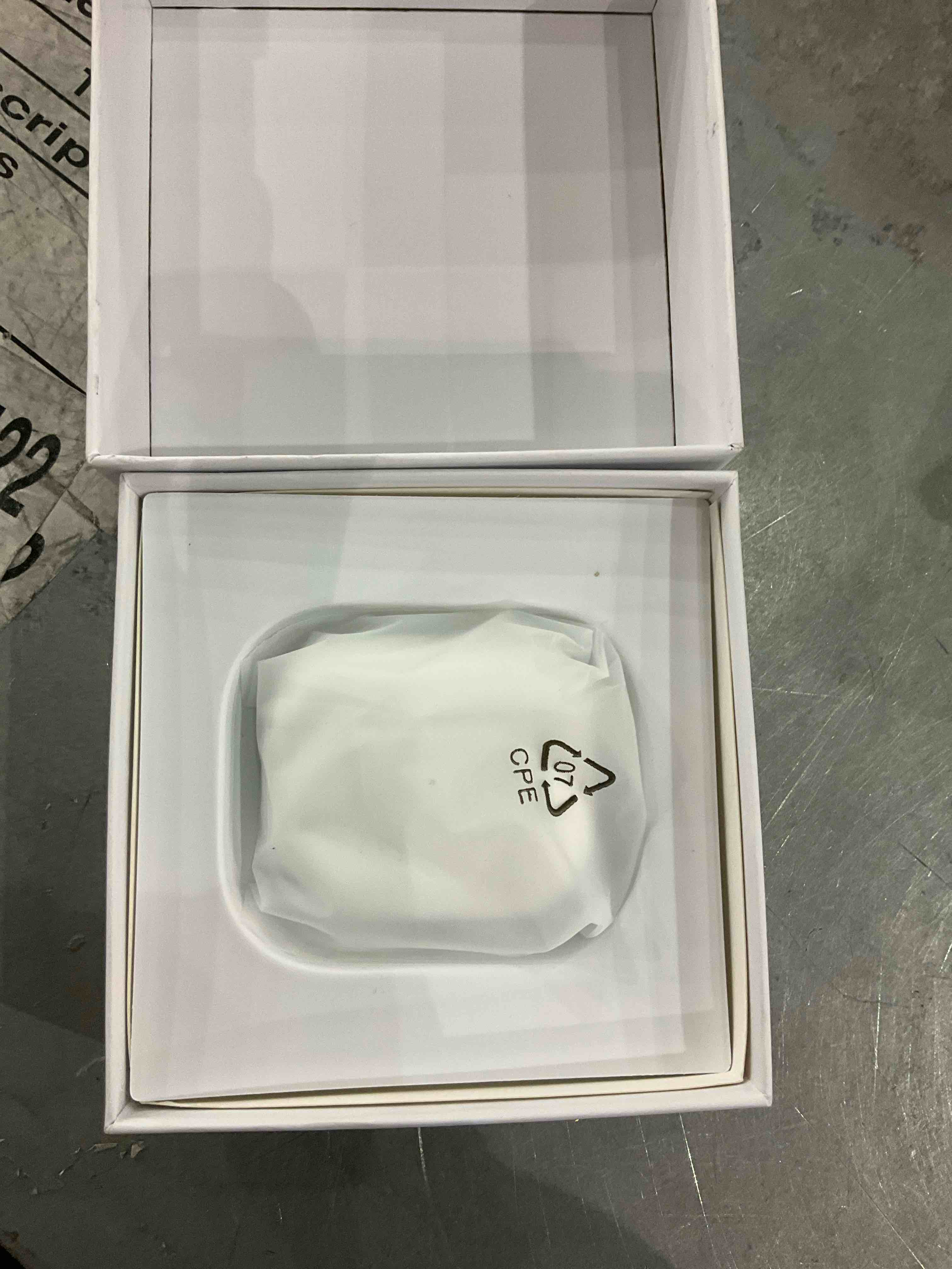 https://s3.amazonaws.com/lotting-images-prod/bidfta/PPE0621320_1732279568749.jpeg