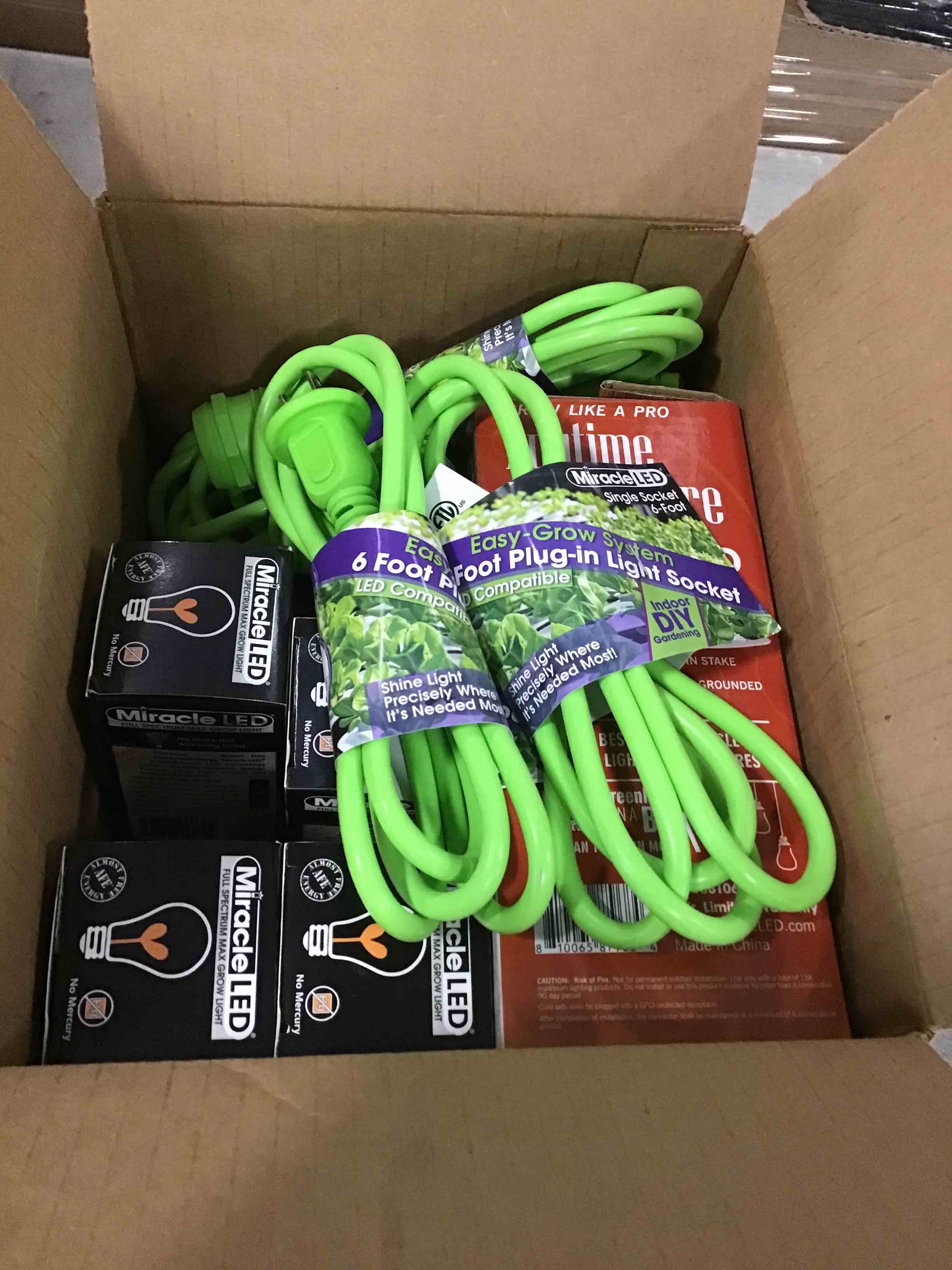 https://s3.amazonaws.com/lotting-images-prod/bidfta/PPE0622774_1730216614664.jpeg