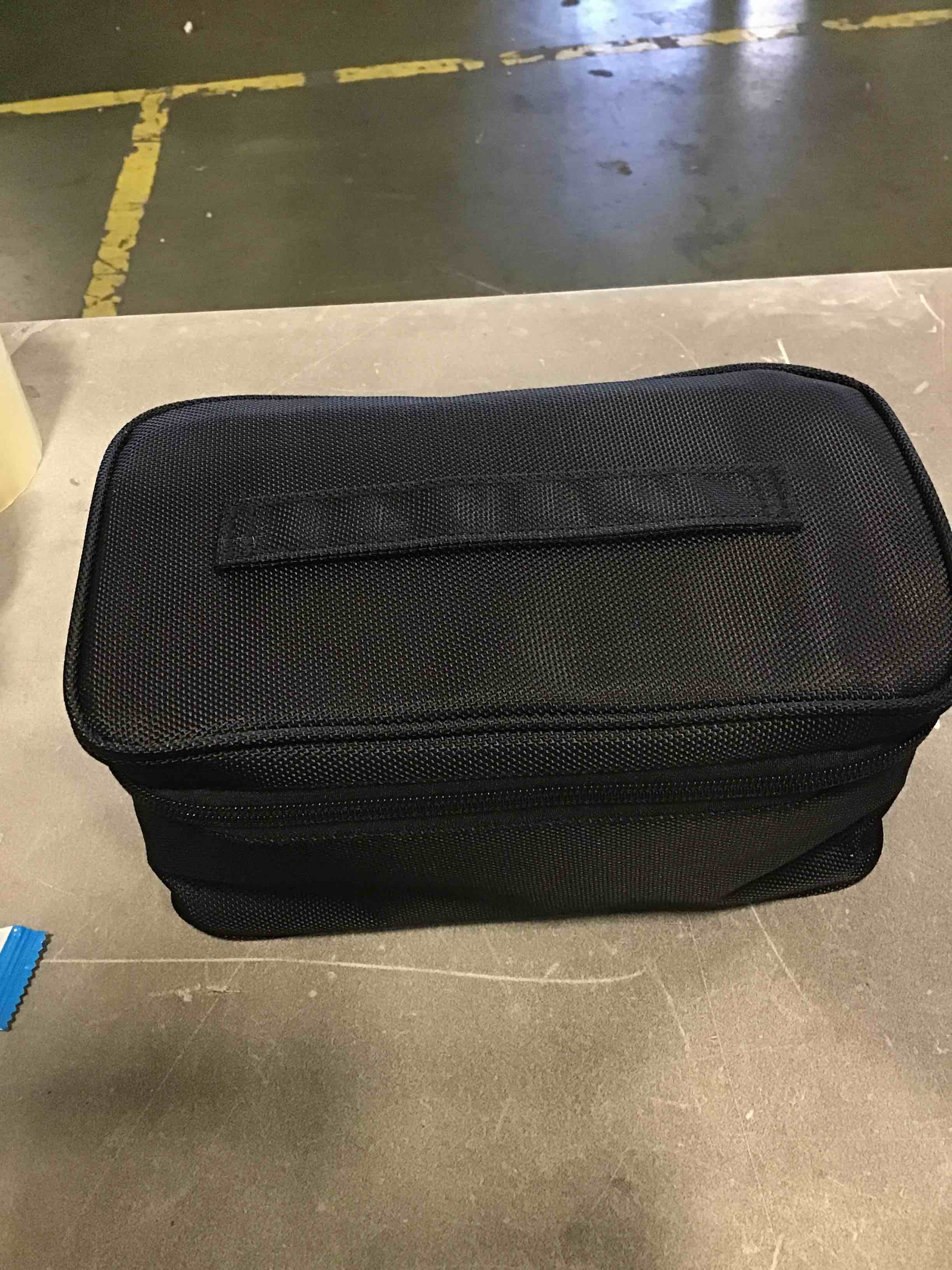 https://s3.amazonaws.com/lotting-images-prod/bidfta/PPE0625587_1730310775221.jpeg