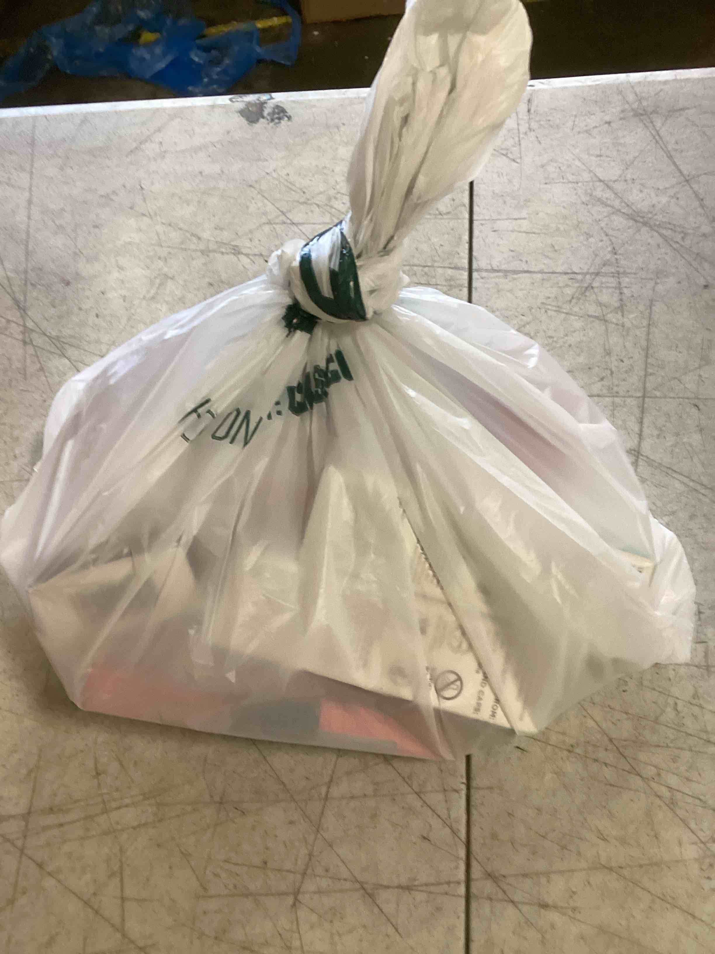 https://s3.amazonaws.com/lotting-images-prod/bidfta/PPE0627233_1730223513433.jpeg