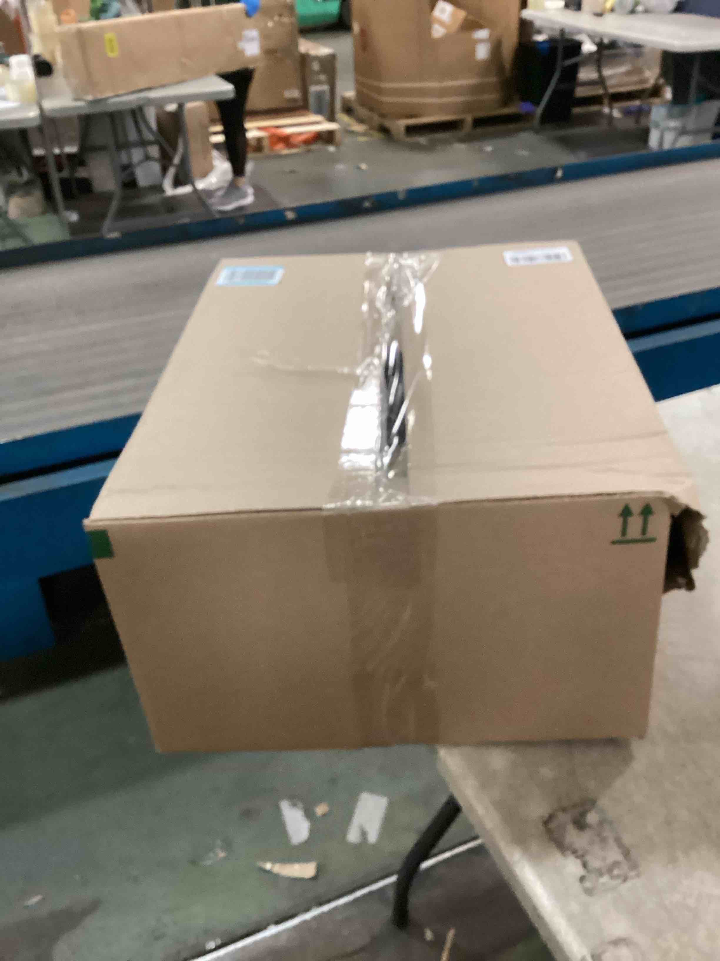 https://s3.amazonaws.com/lotting-images-prod/bidfta/PPE0628090_1732169971821.jpeg
