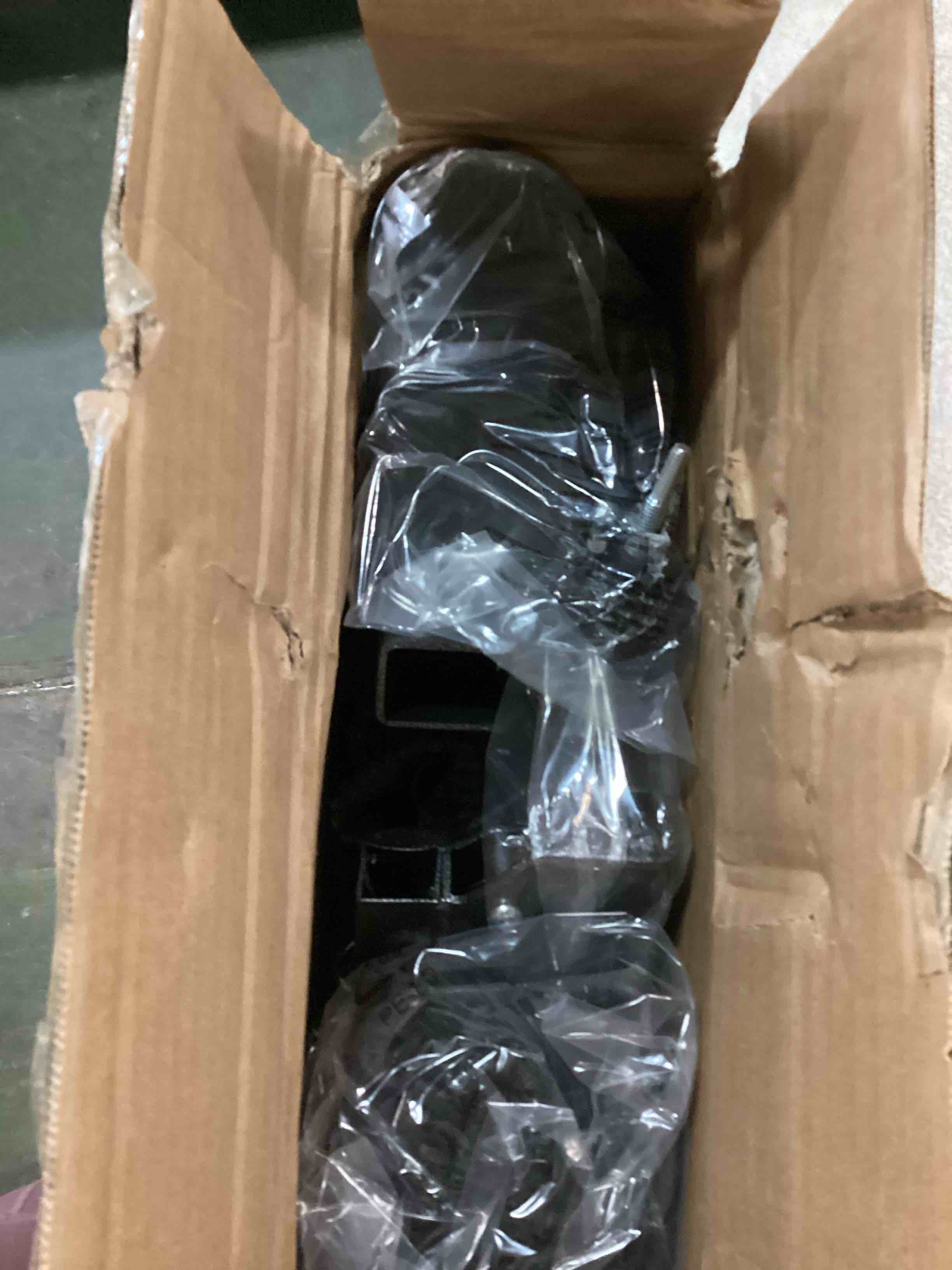 https://s3.amazonaws.com/lotting-images-prod/bidfta/PPE0628113_1732166350616.jpeg