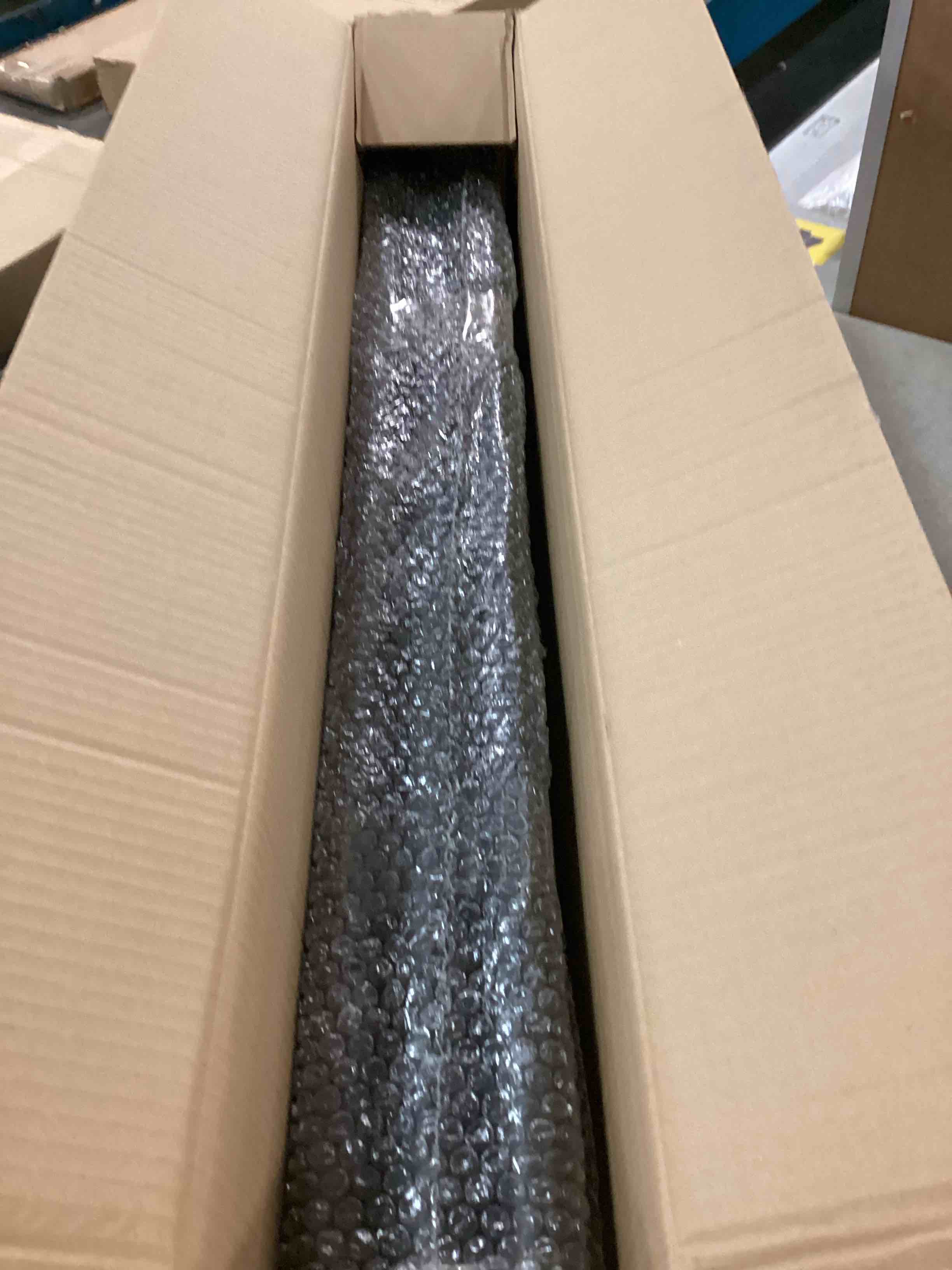 https://s3.amazonaws.com/lotting-images-prod/bidfta/PPE0628213_1732153761827.jpeg
