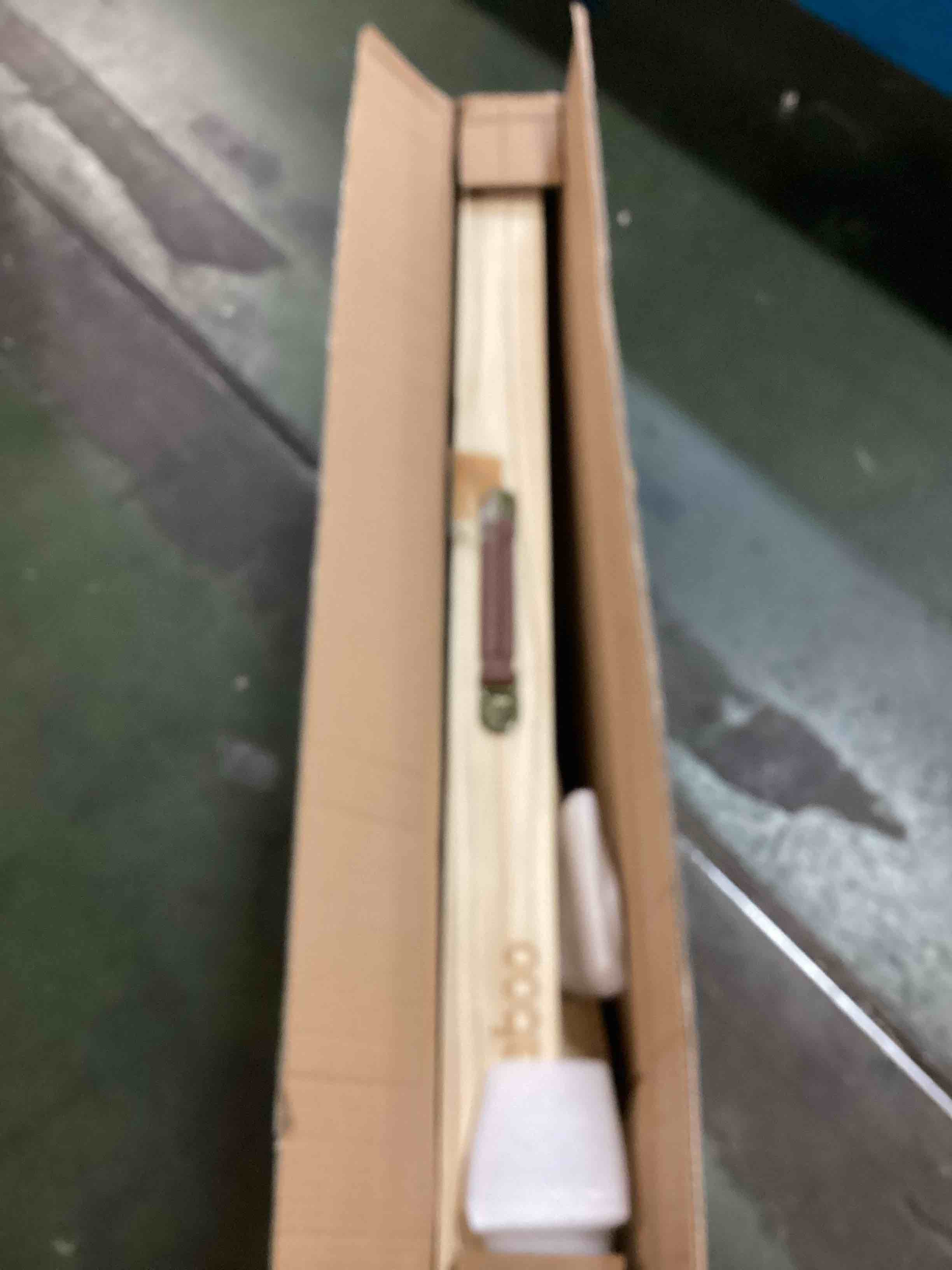 https://s3.amazonaws.com/lotting-images-prod/bidfta/PPE0628288_1732146797941.jpeg