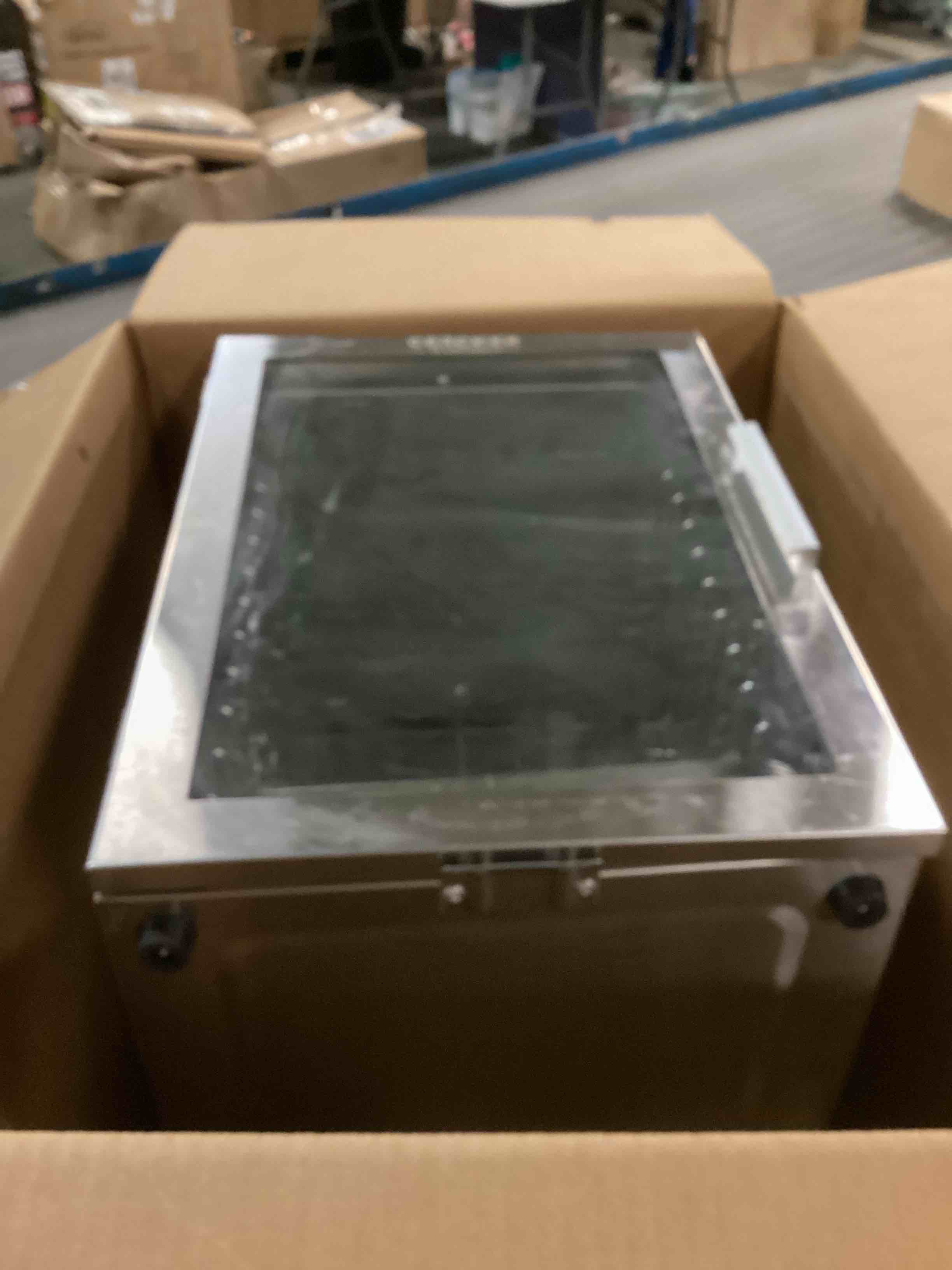 https://s3.amazonaws.com/lotting-images-prod/bidfta/PPE0628328_1732143287827.jpeg
