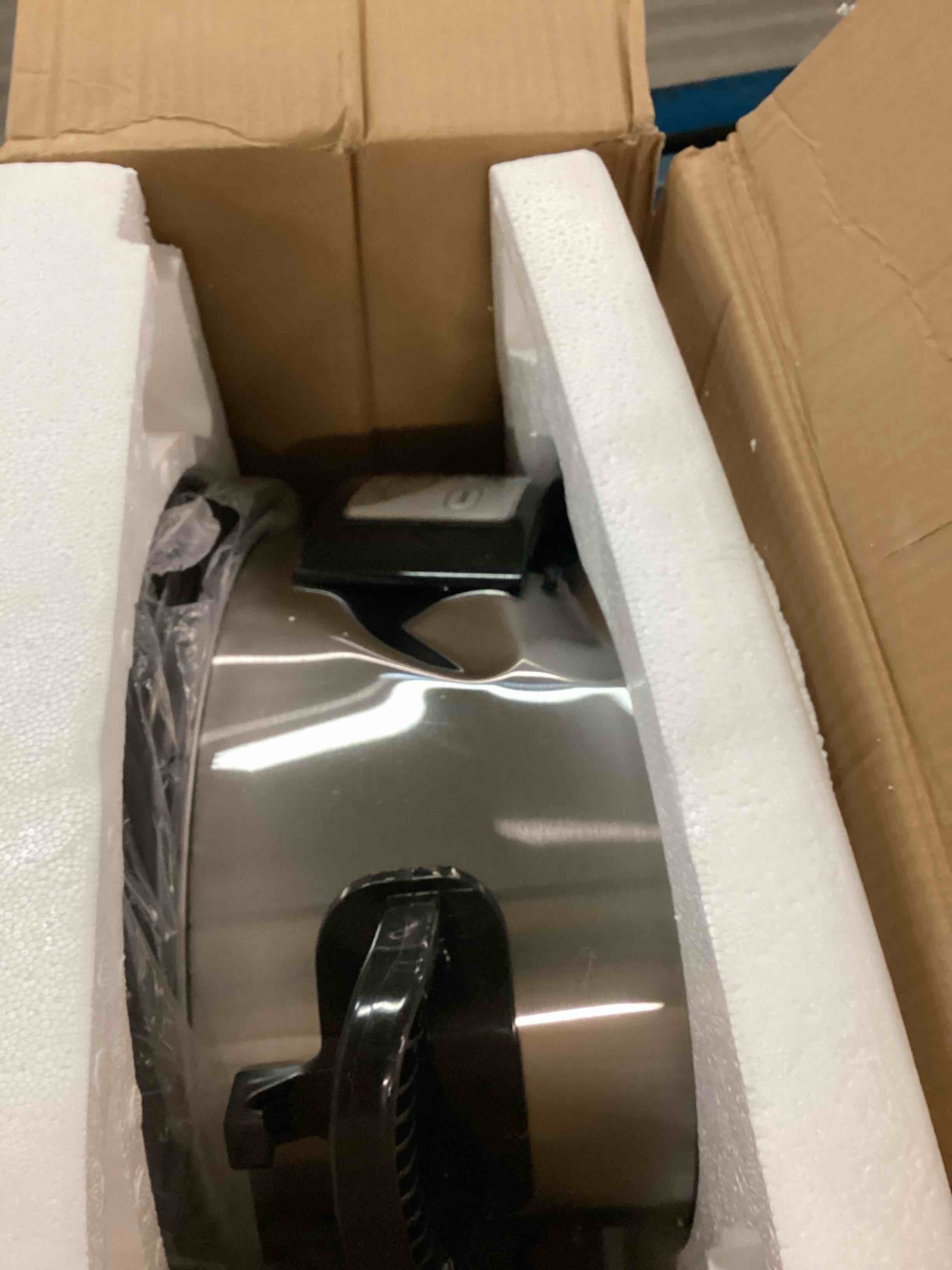 https://s3.amazonaws.com/lotting-images-prod/bidfta/PPE0628366_1732082888853.jpeg