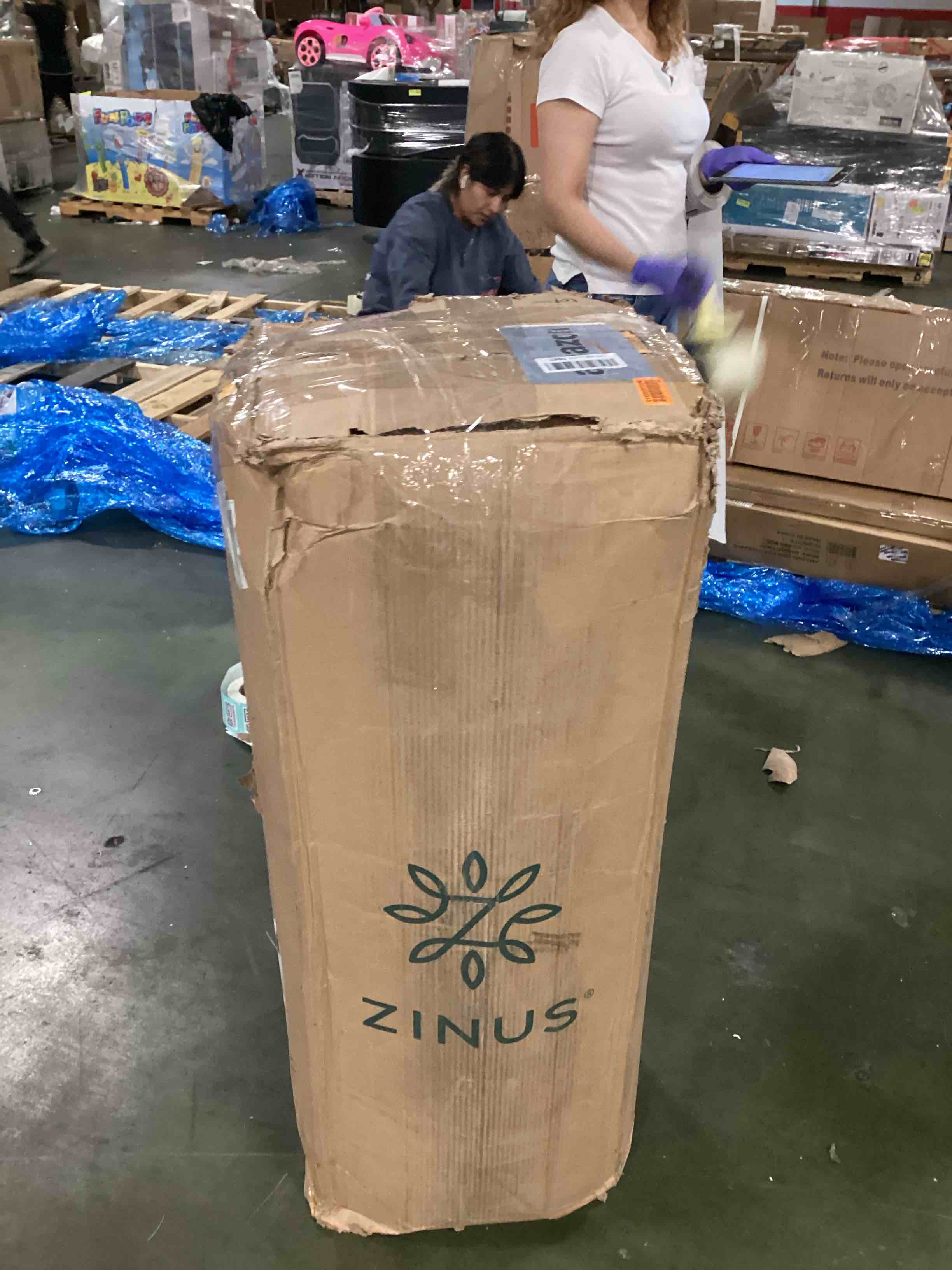 https://s3.amazonaws.com/lotting-images-prod/bidfta/PPE0628481_1732063555671.jpeg