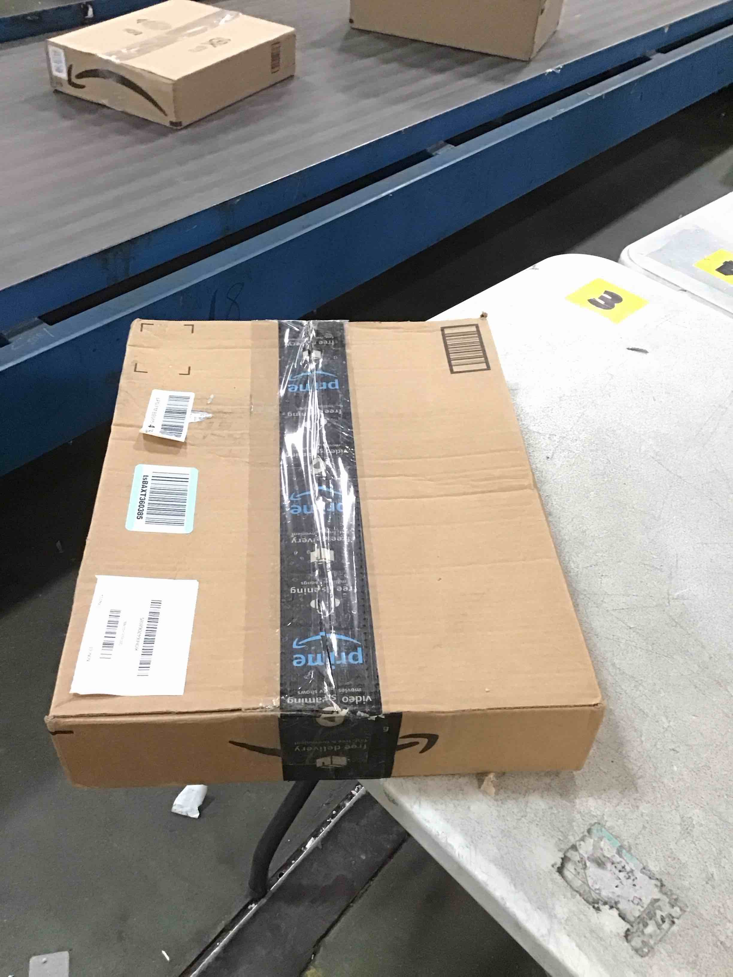 https://s3.amazonaws.com/lotting-images-prod/bidfta/PPE0628698_1731968740936.jpeg