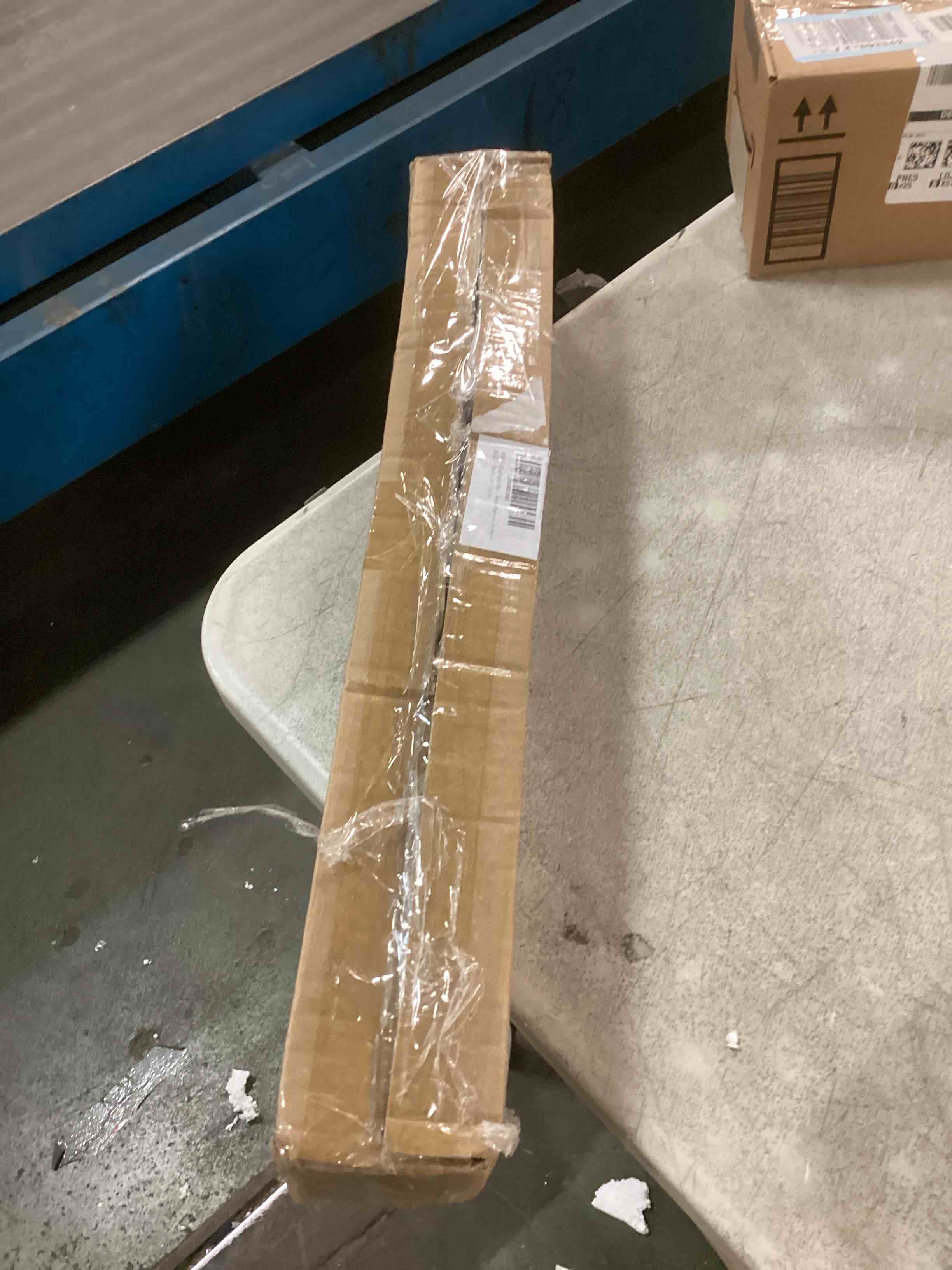 https://s3.amazonaws.com/lotting-images-prod/bidfta/PPE0628716_1731737289773.jpeg