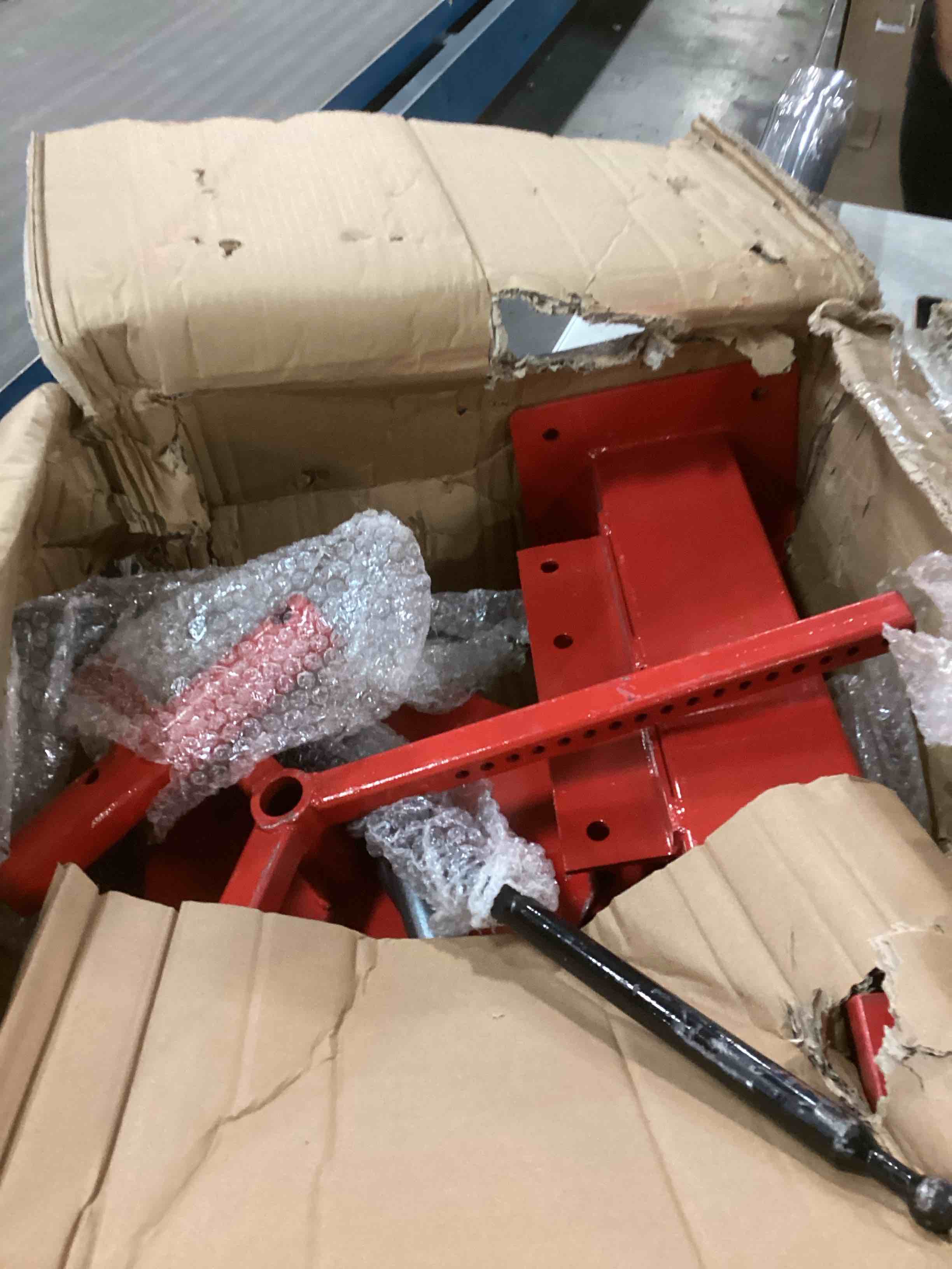 https://s3.amazonaws.com/lotting-images-prod/bidfta/PPE0629268_1731474912194.jpeg