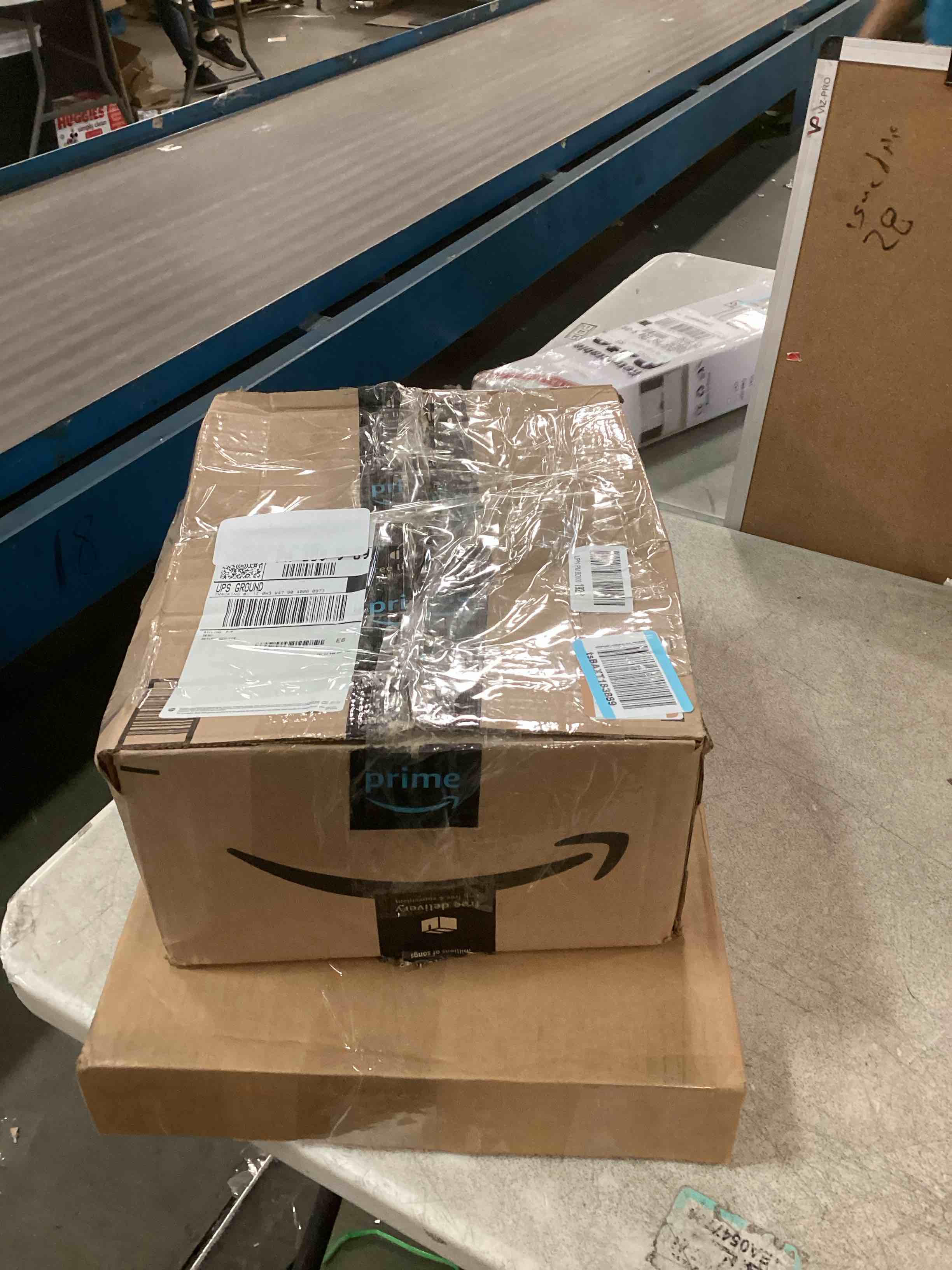 https://s3.amazonaws.com/lotting-images-prod/bidfta/PPE0629850_1731126875338.jpeg