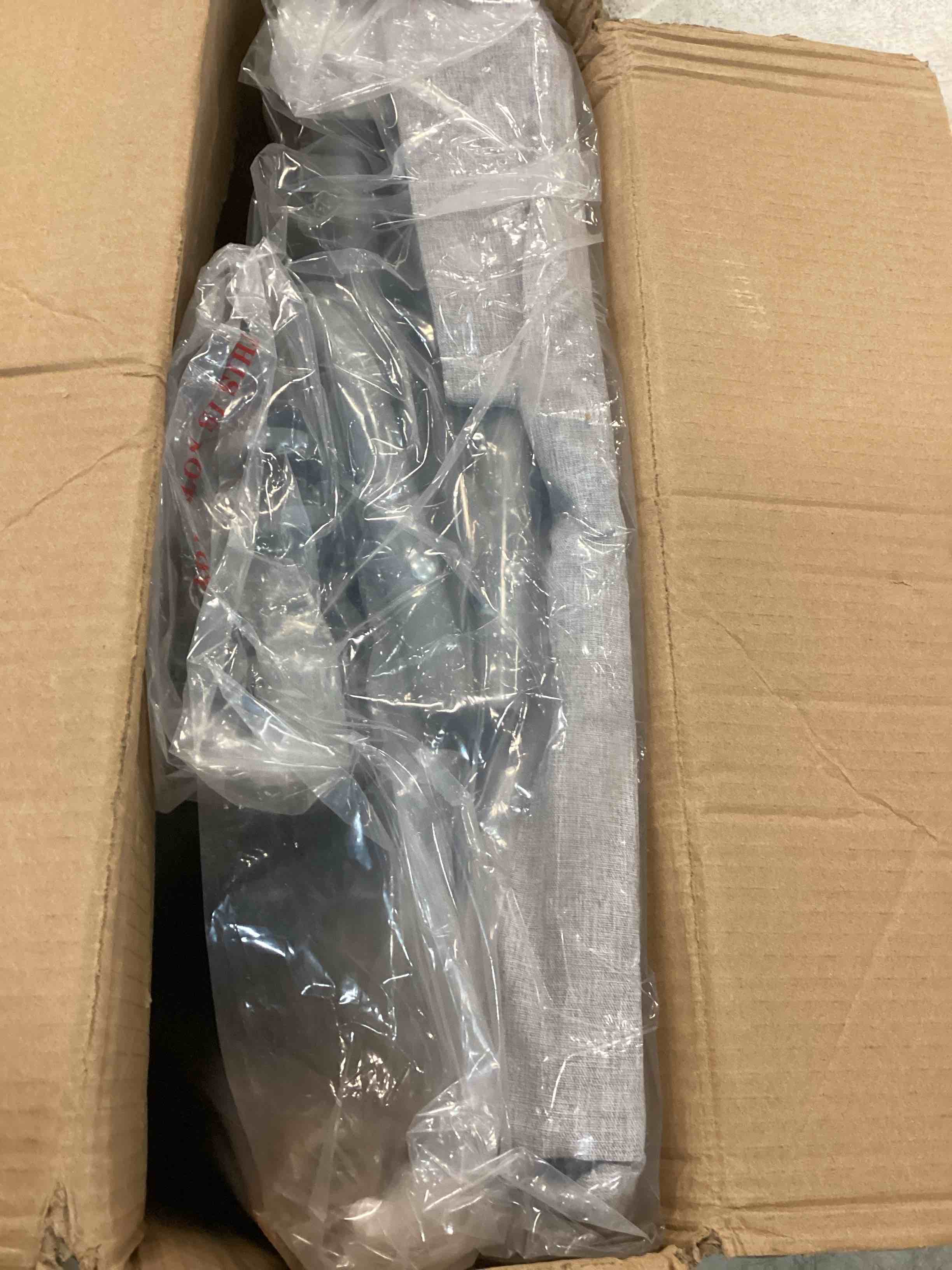 https://s3.amazonaws.com/lotting-images-prod/bidfta/PPE0630390_1731475268530.jpeg