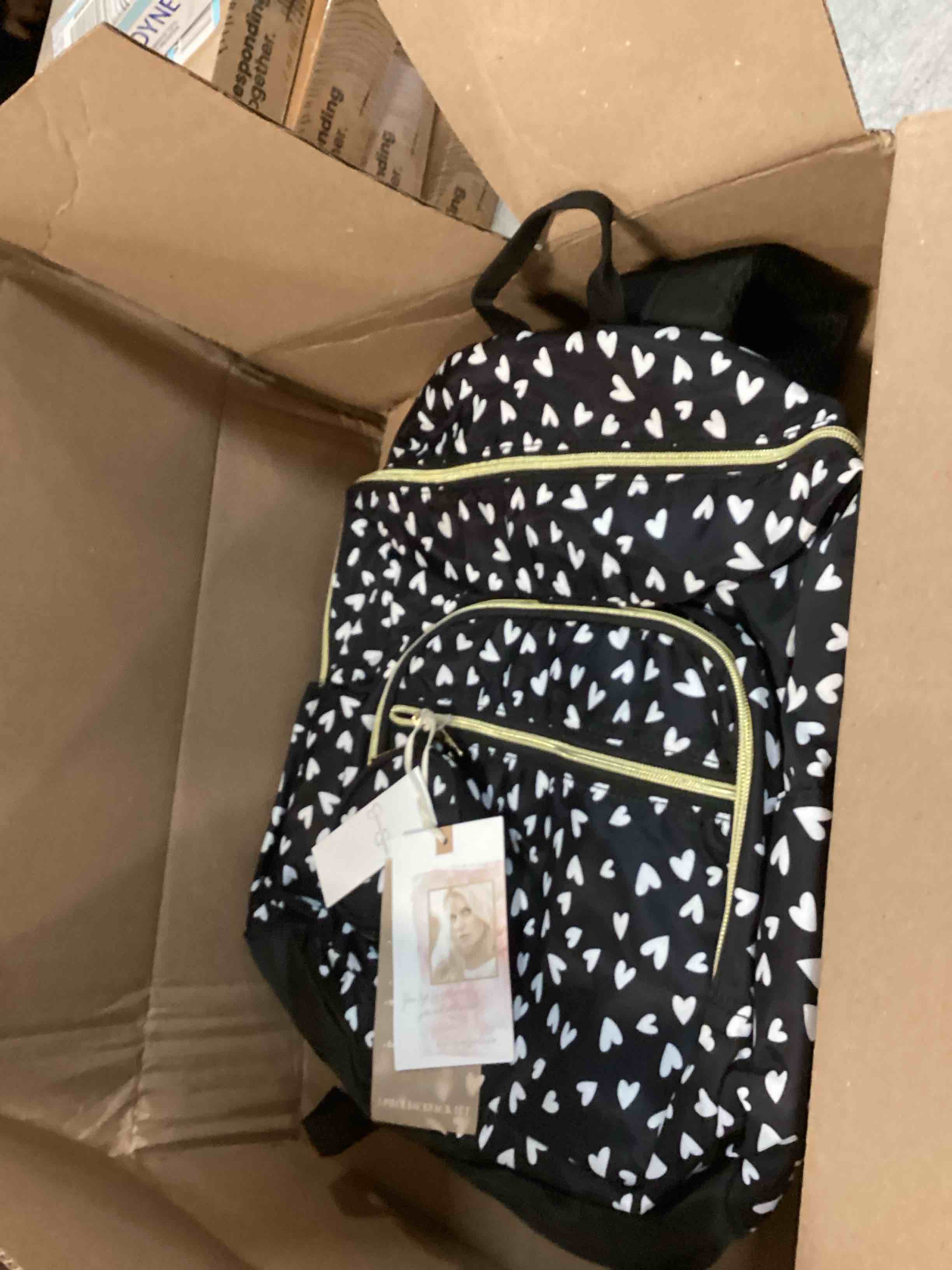 https://s3.amazonaws.com/lotting-images-prod/bidfta/PPE0630458_1731463116750.jpeg