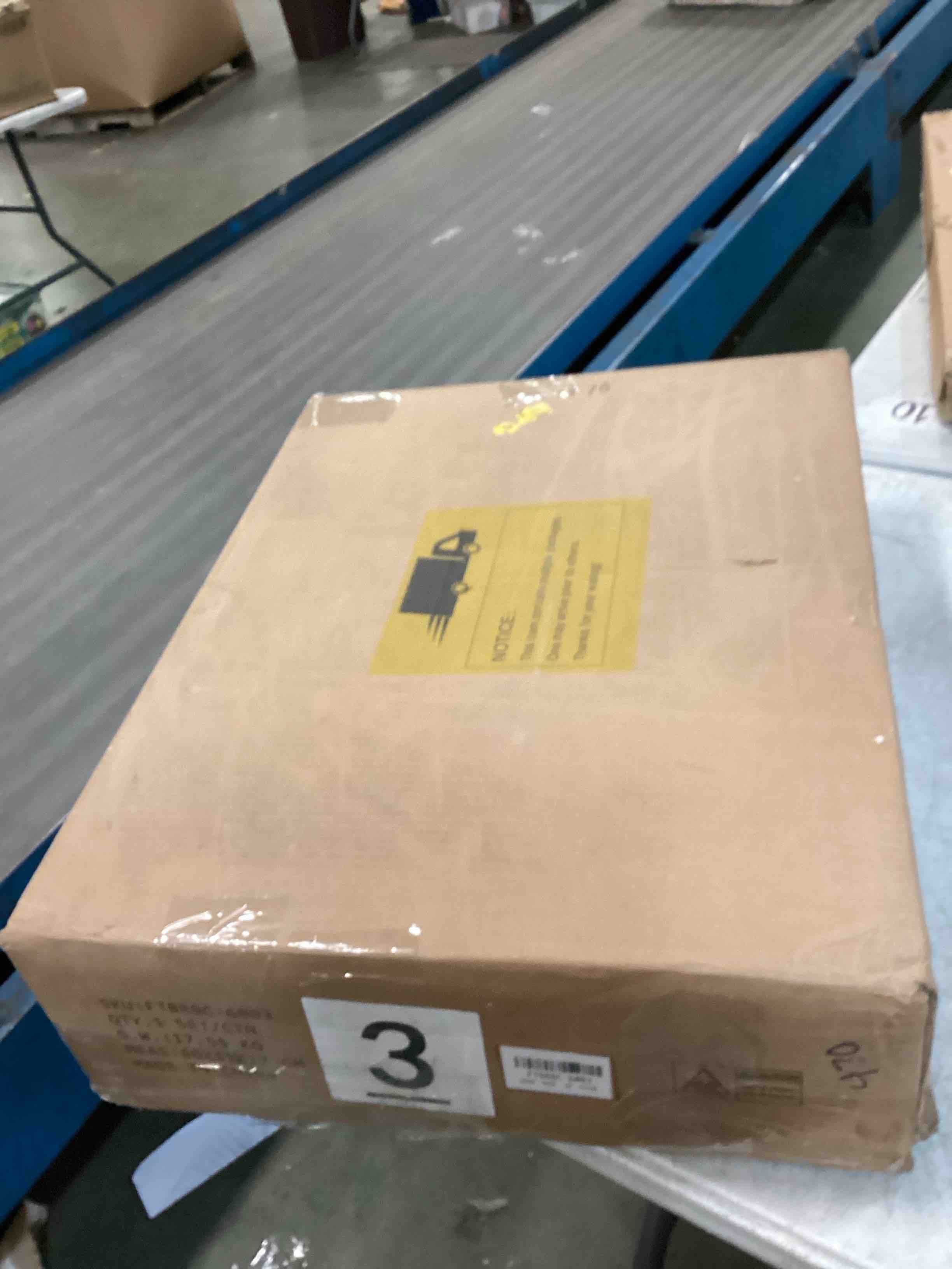 https://s3.amazonaws.com/lotting-images-prod/bidfta/PPE0630515_1731454828223.jpeg