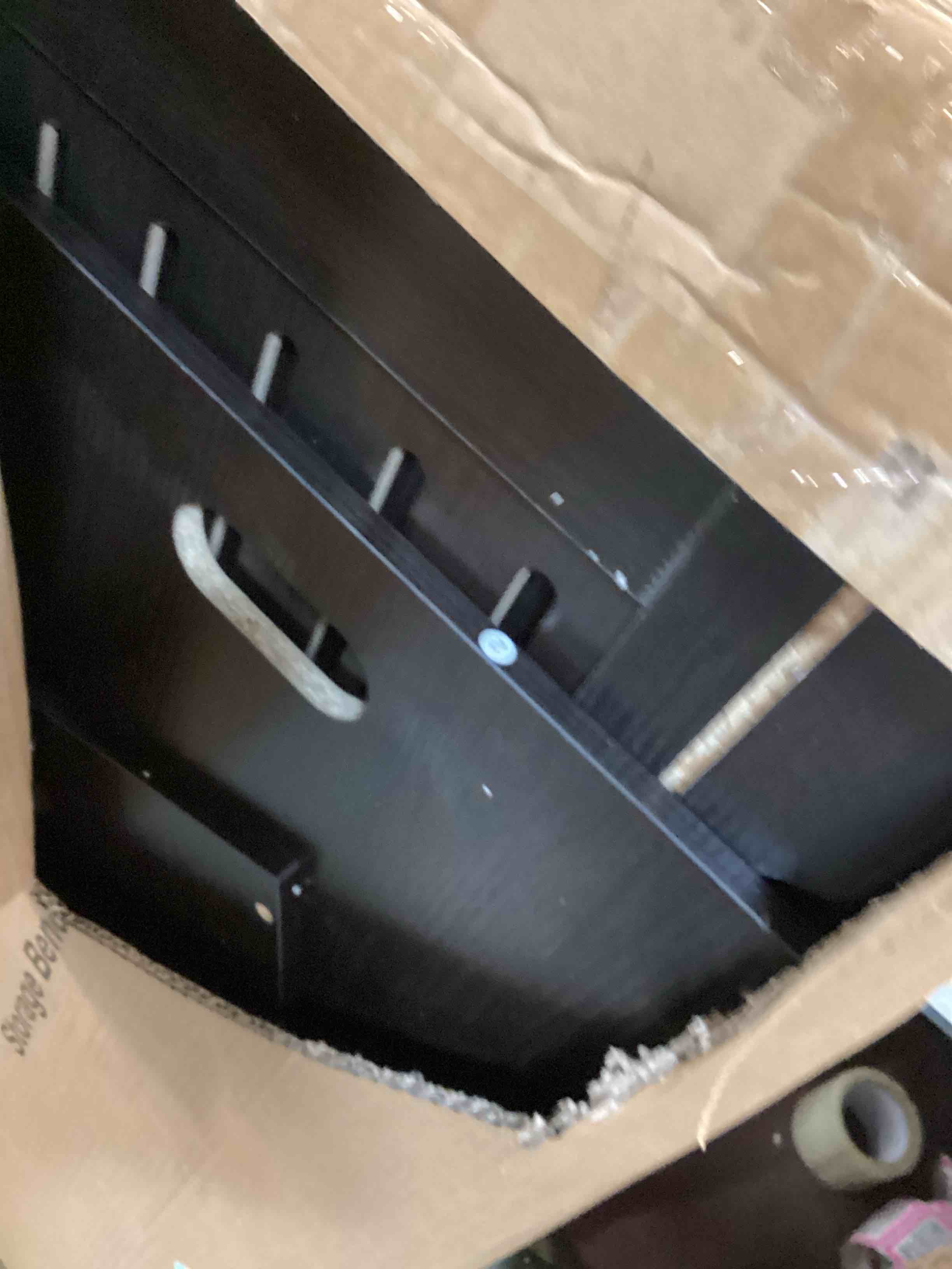 https://s3.amazonaws.com/lotting-images-prod/bidfta/PPE0631460_1730521093929.jpeg