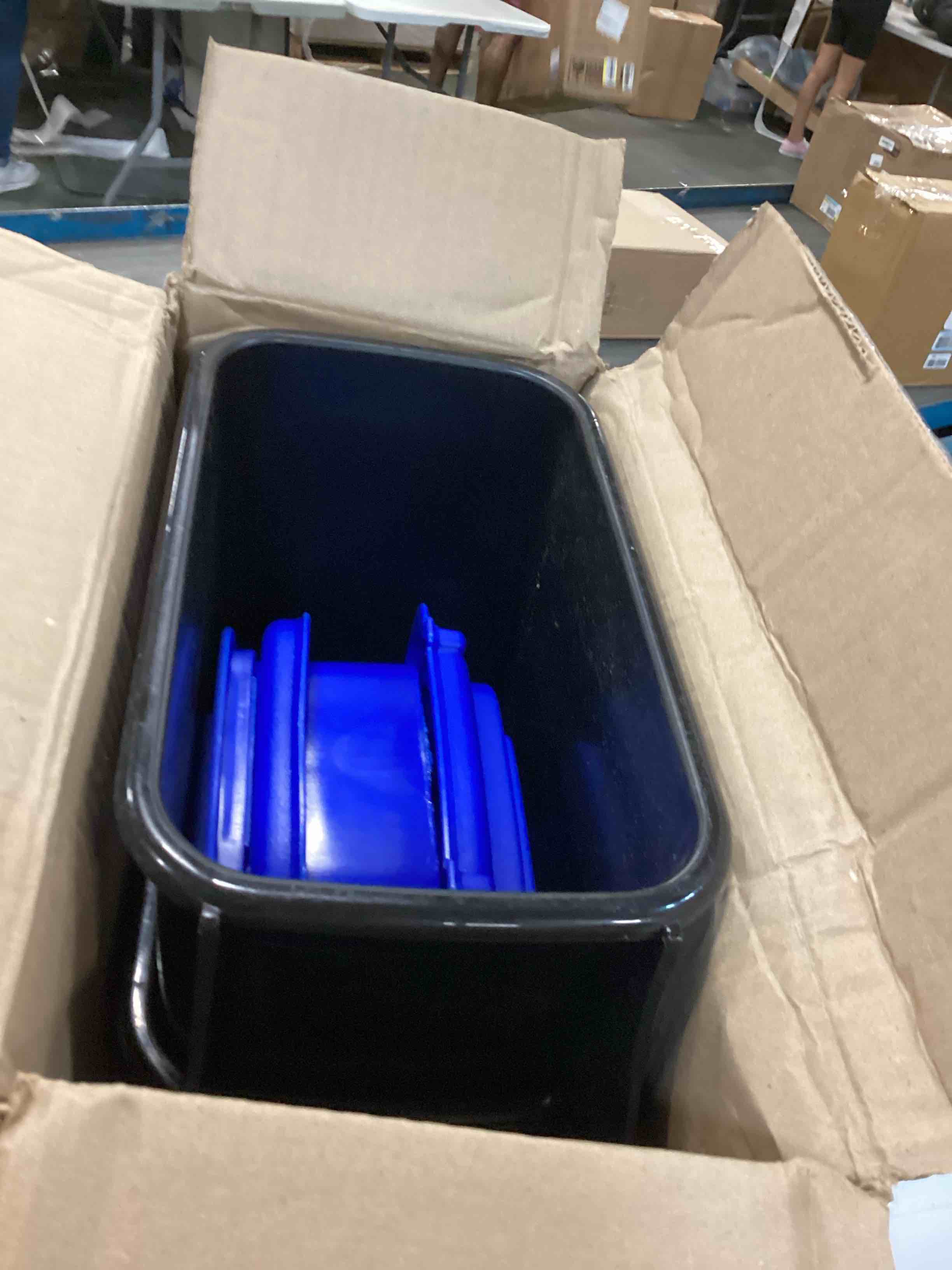 https://s3.amazonaws.com/lotting-images-prod/bidfta/PPE0631531_1730508396963.jpeg