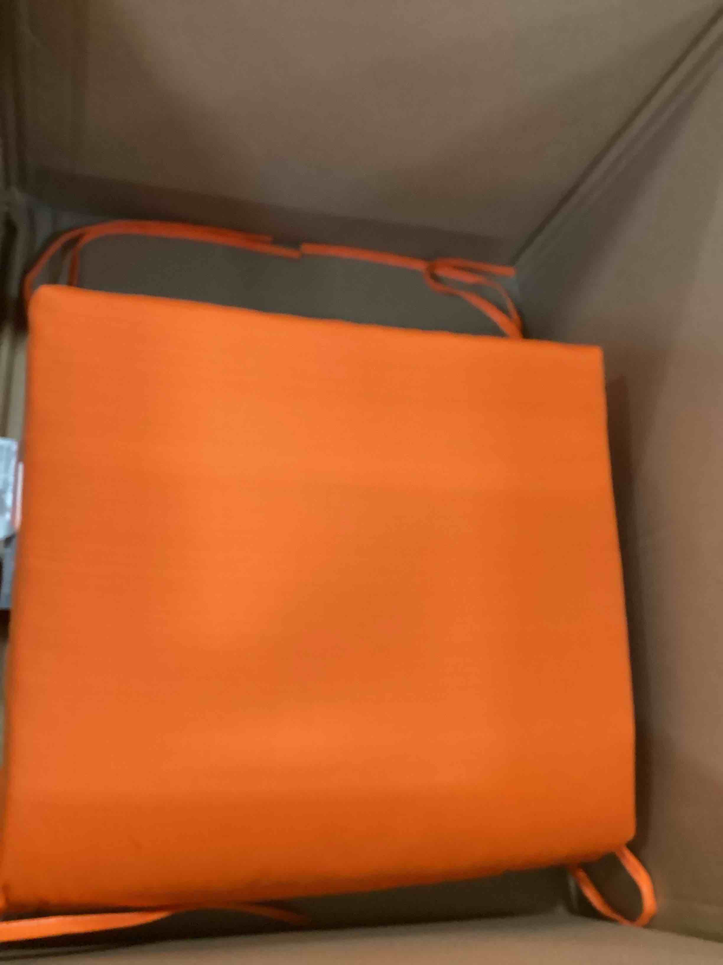 https://s3.amazonaws.com/lotting-images-prod/bidfta/PPE0631670_1730346045199.jpeg