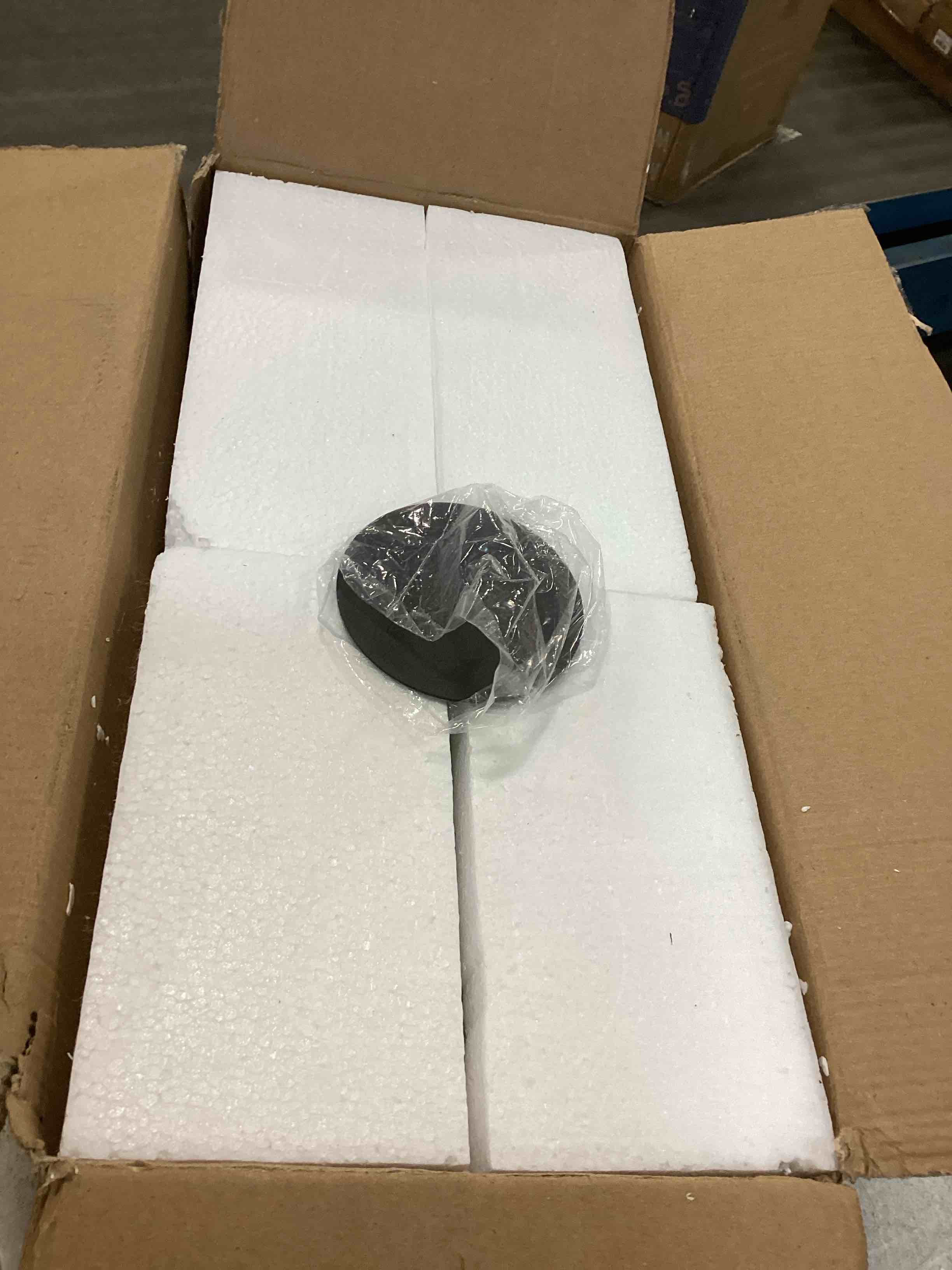 https://s3.amazonaws.com/lotting-images-prod/bidfta/PPE0631708_1730339657222.jpeg