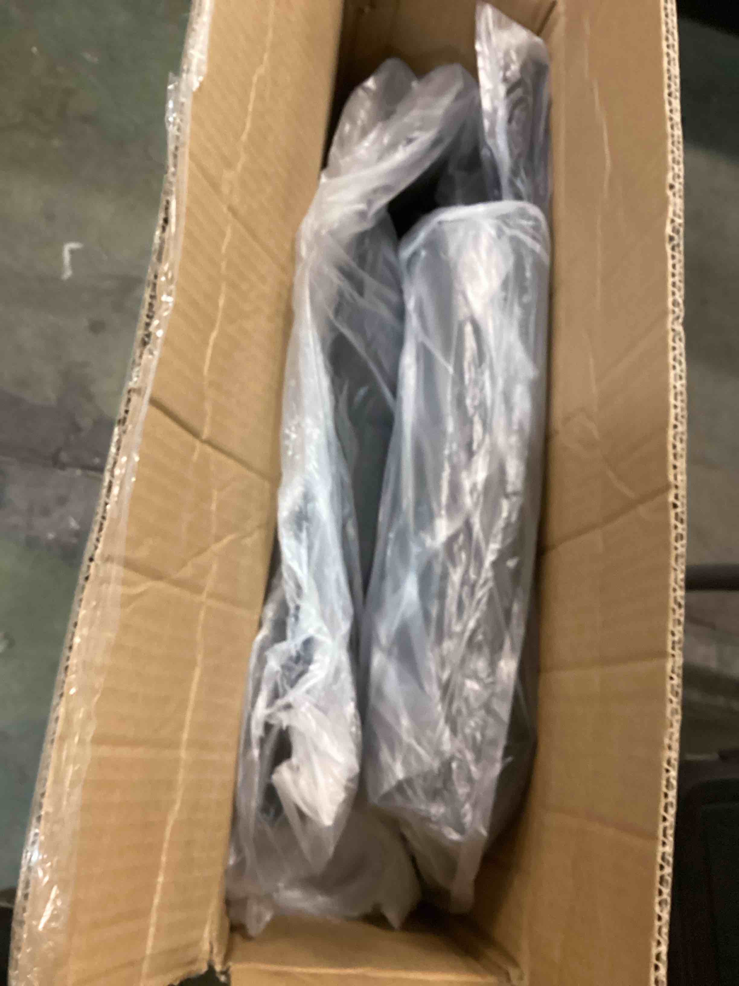 https://s3.amazonaws.com/lotting-images-prod/bidfta/PPE0631759_1730329066115.jpeg