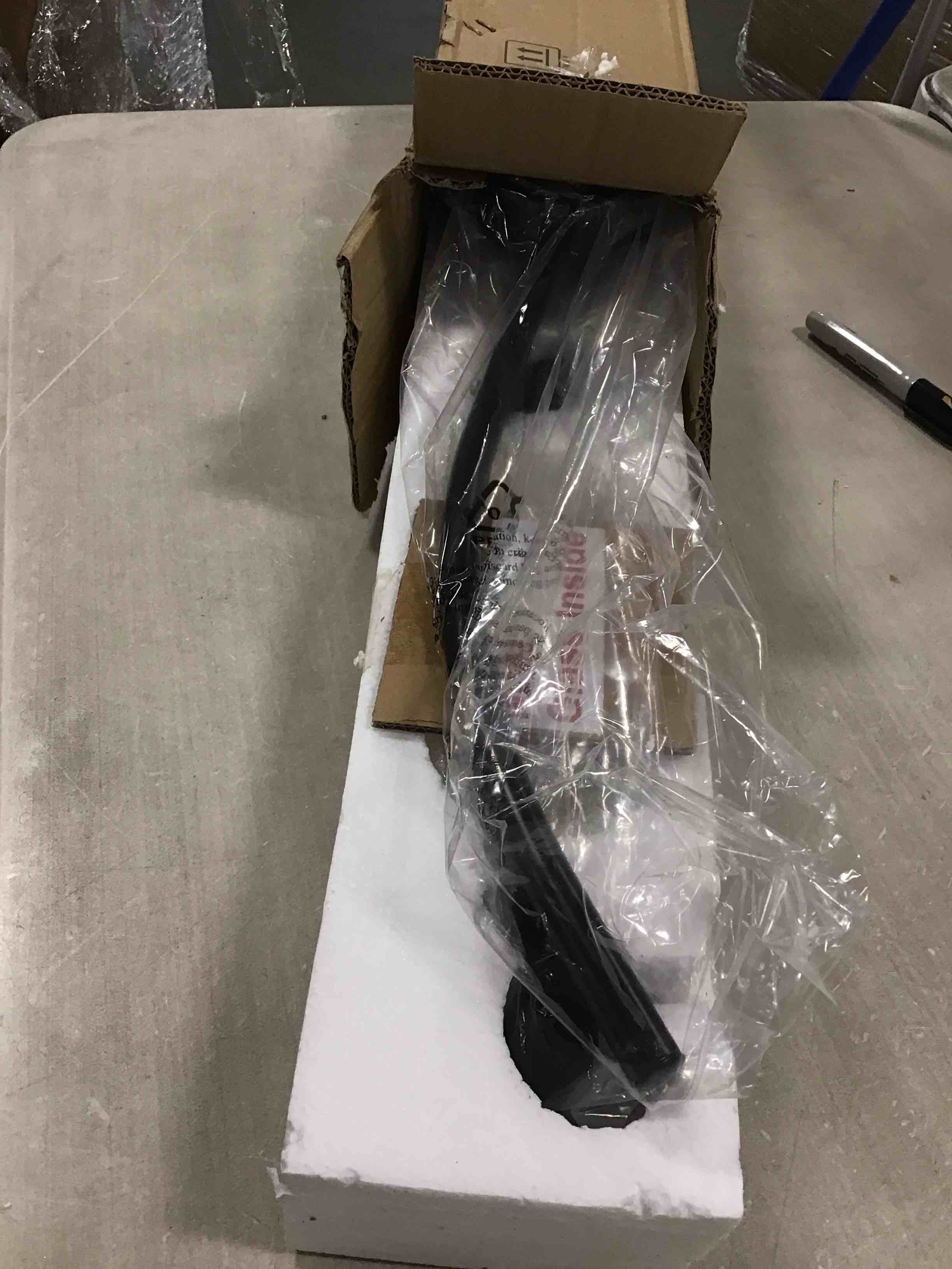 https://s3.amazonaws.com/lotting-images-prod/bidfta/PPE0632188_1731946233110.jpeg