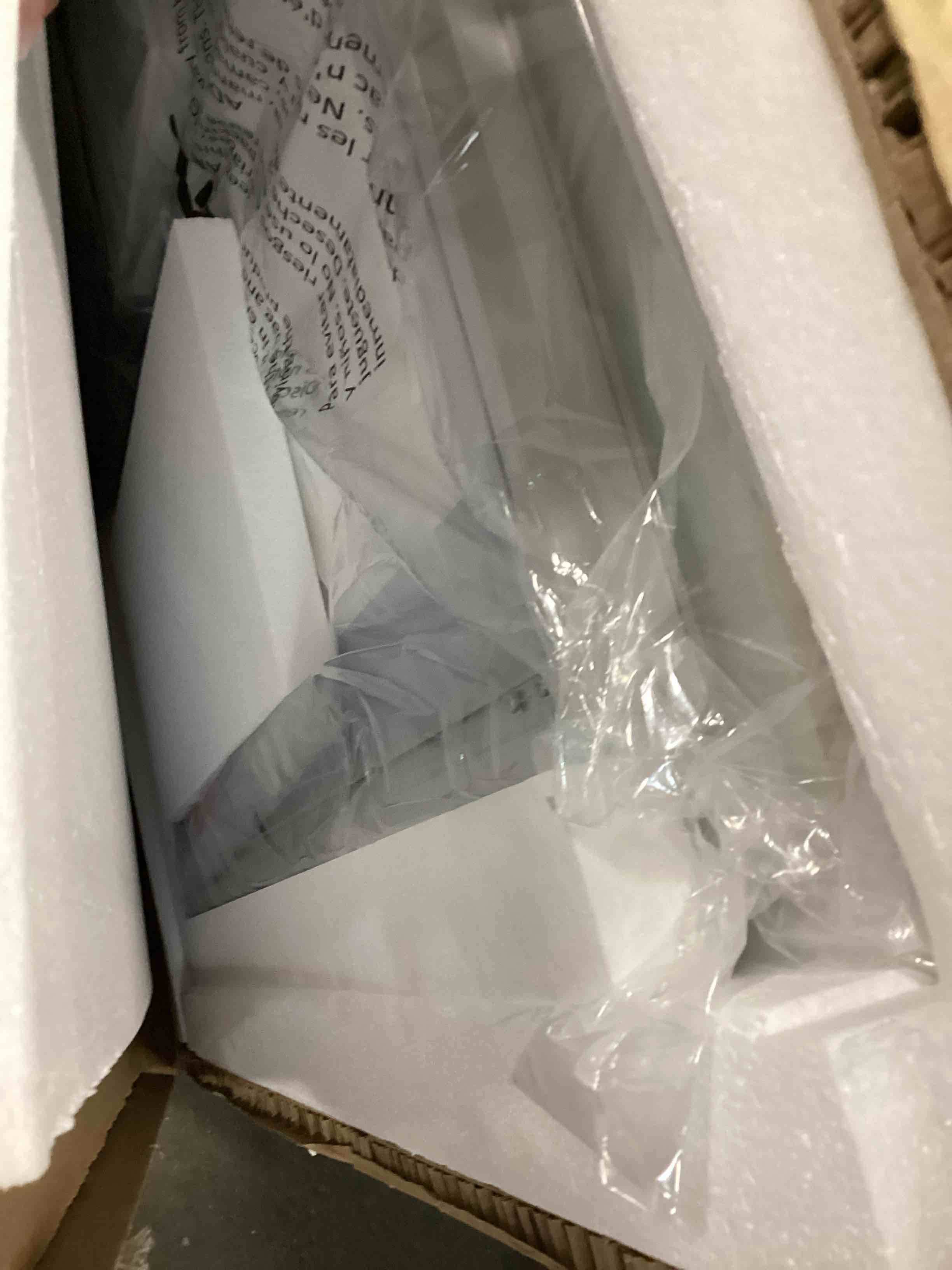 https://s3.amazonaws.com/lotting-images-prod/bidfta/PPE0632919_1730871123031.jpeg