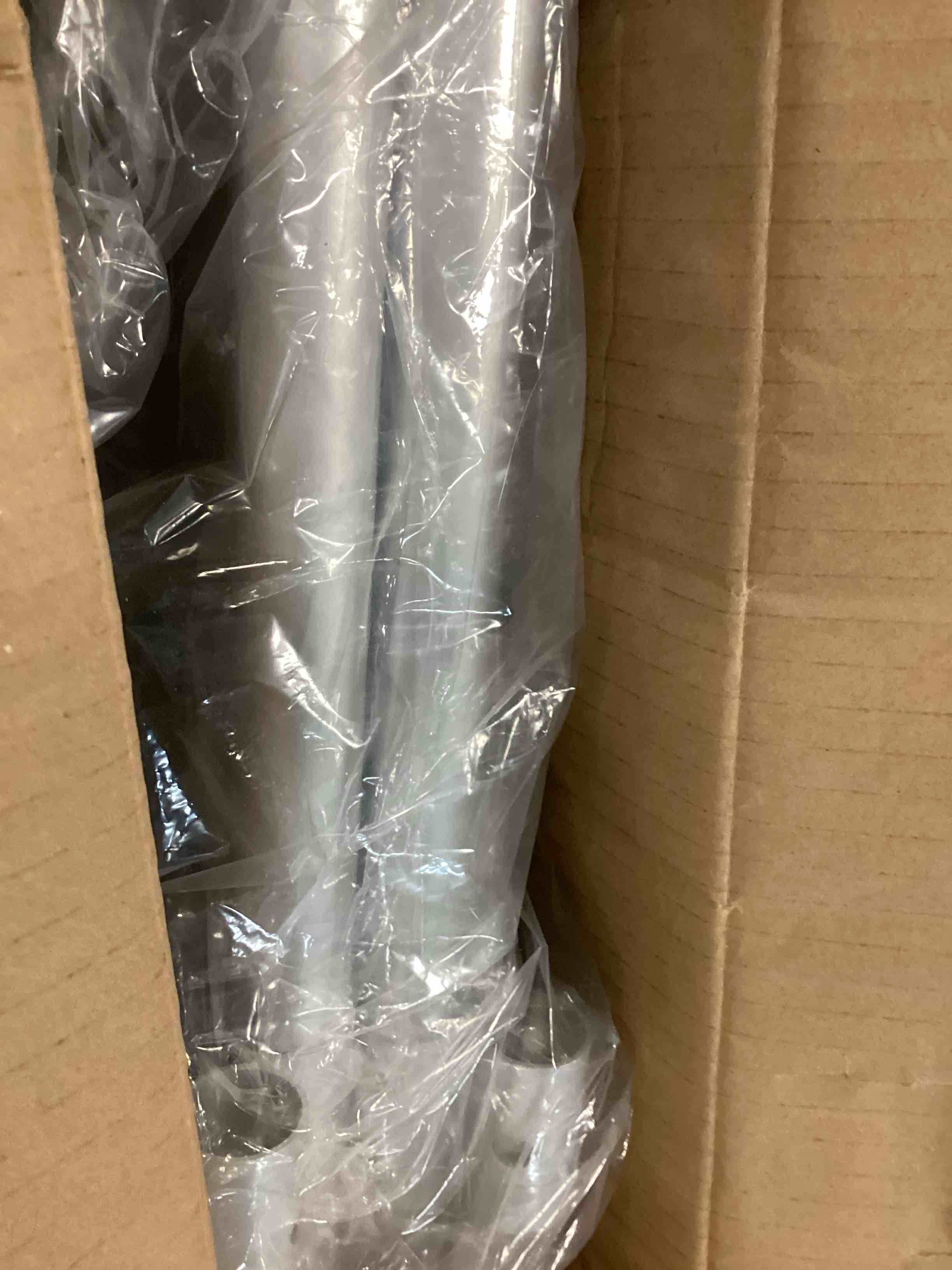 https://s3.amazonaws.com/lotting-images-prod/bidfta/PPE0632997_1730858333730.jpeg