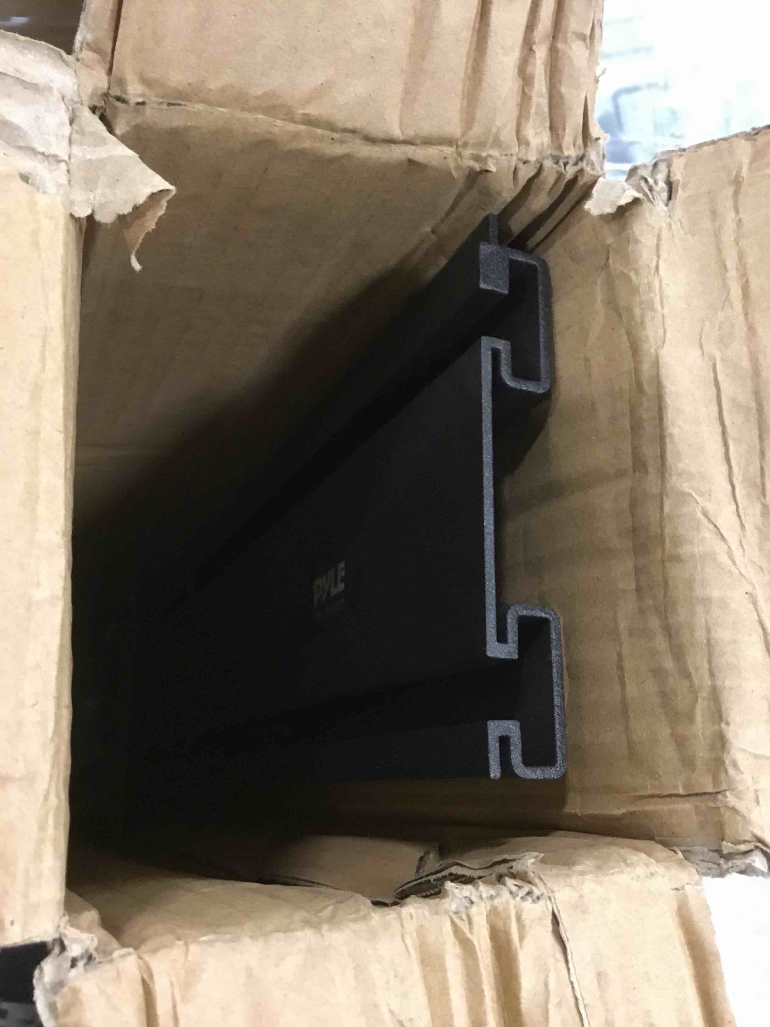 https://s3.amazonaws.com/lotting-images-prod/bidfta/PPE0633283_1730748592863.jpeg