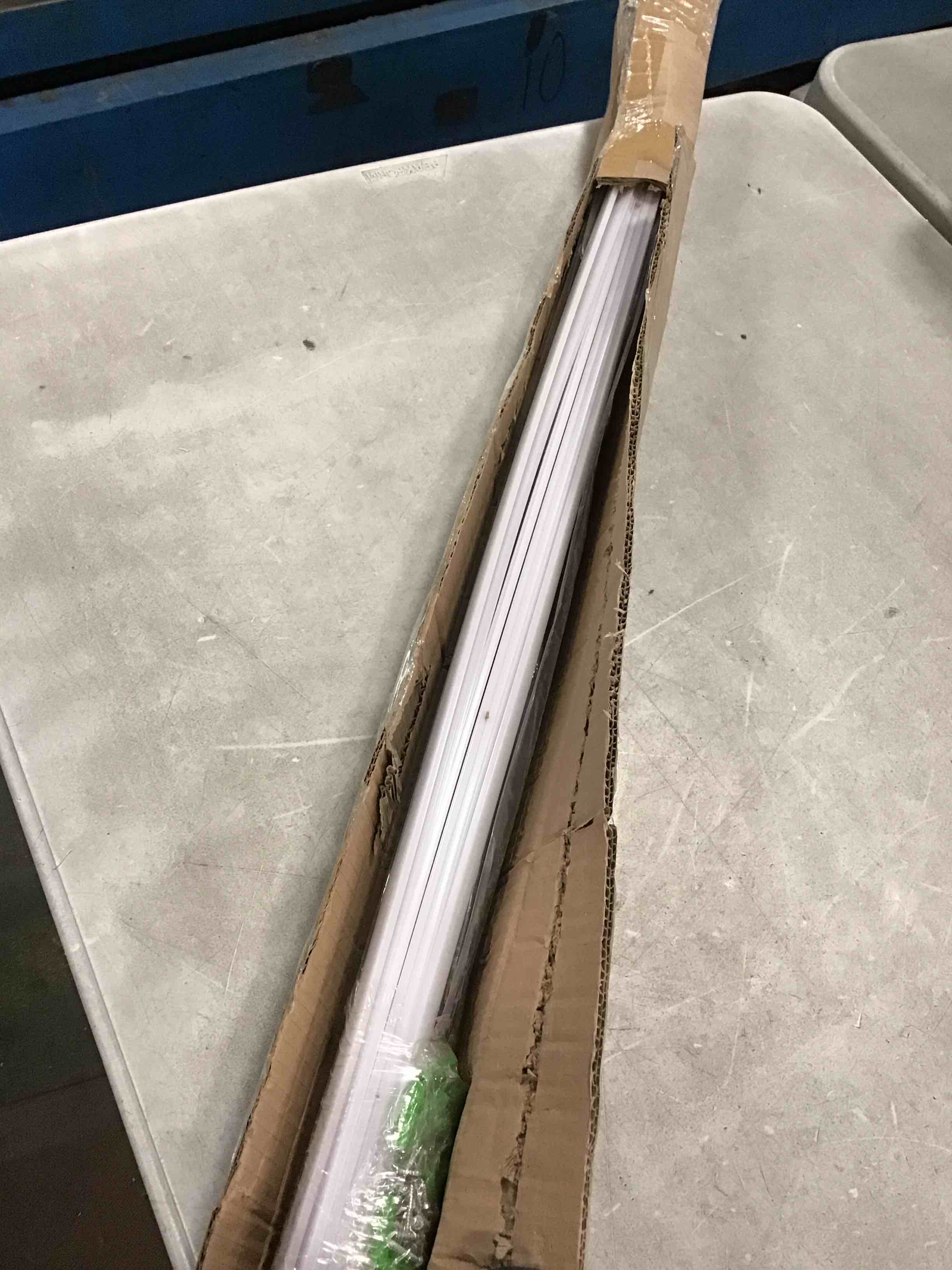 https://s3.amazonaws.com/lotting-images-prod/bidfta/PPE0634005_1731080008507.jpeg