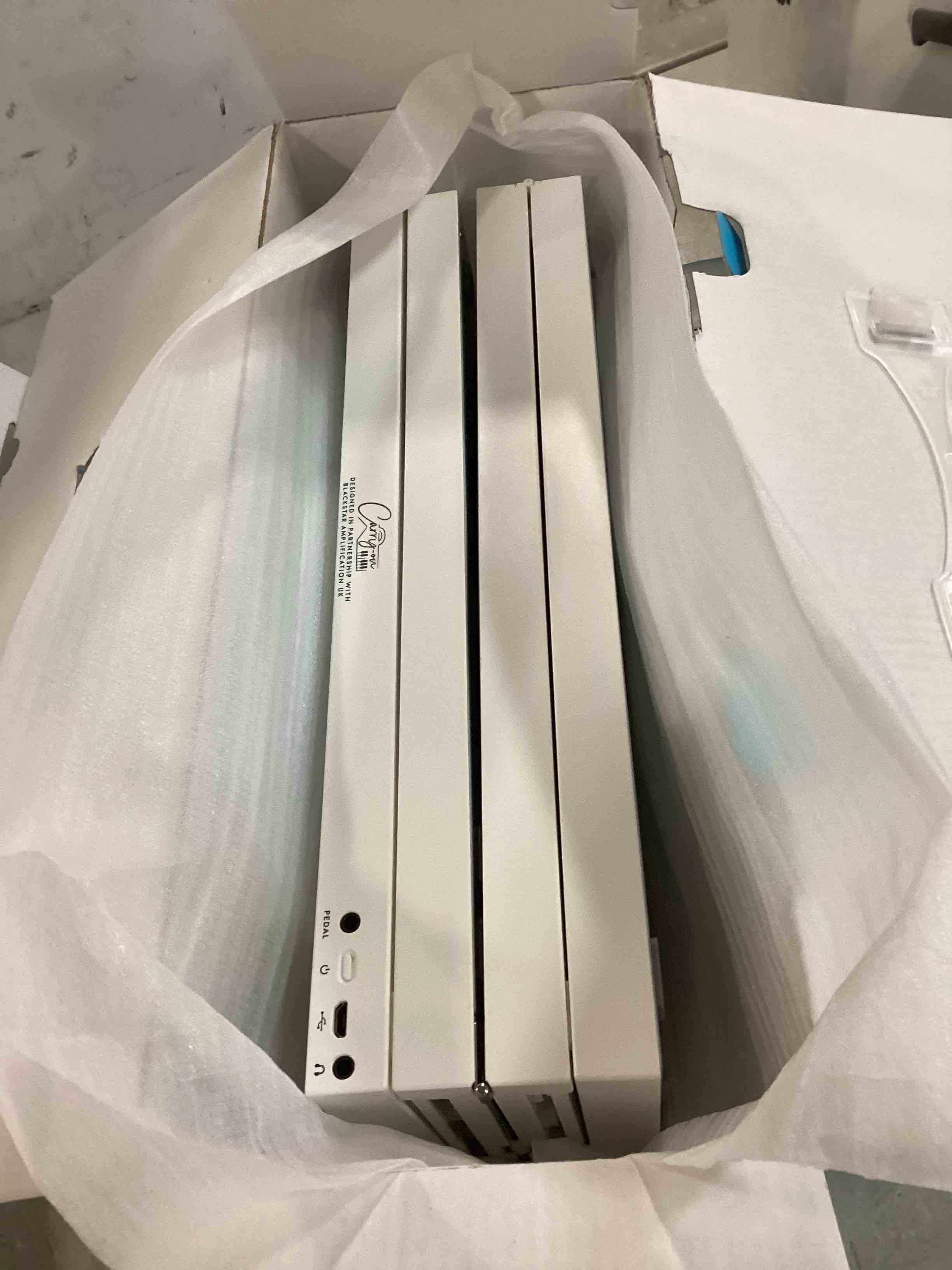 https://s3.amazonaws.com/lotting-images-prod/bidfta/PPE0636341_1731717943029.jpeg
