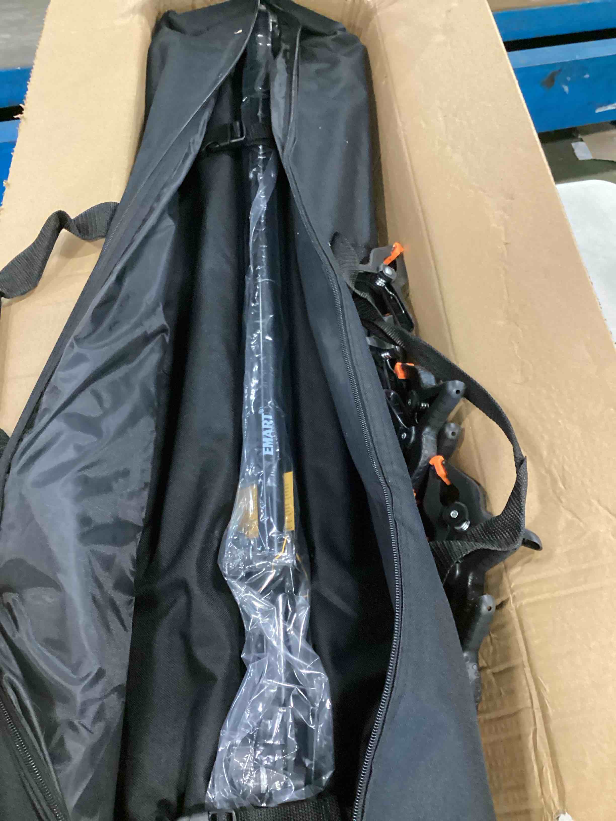 https://s3.amazonaws.com/lotting-images-prod/bidfta/PPE0639158_1730490207402.jpeg