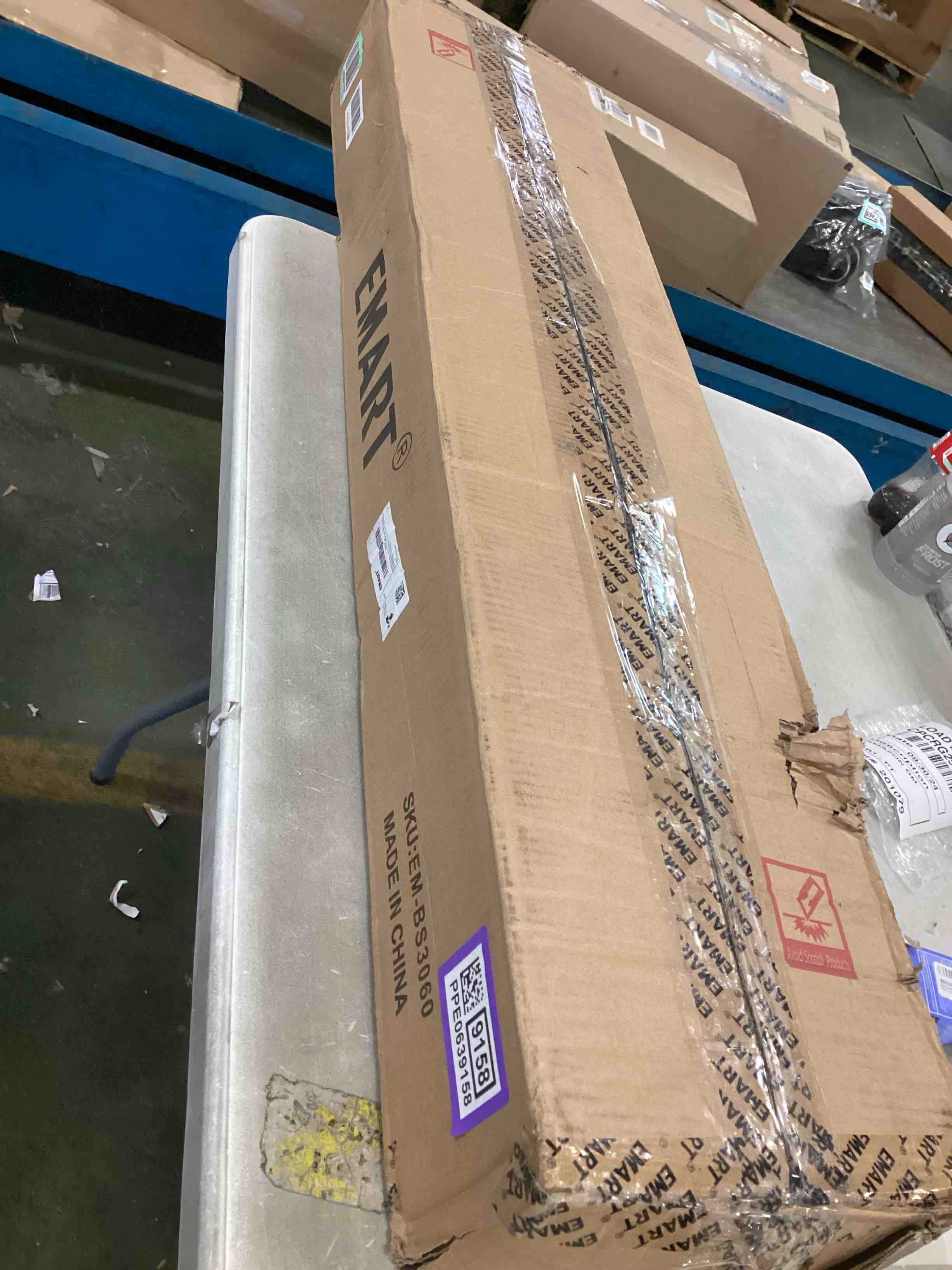https://s3.amazonaws.com/lotting-images-prod/bidfta/PPE0639158_1730490251901.jpeg