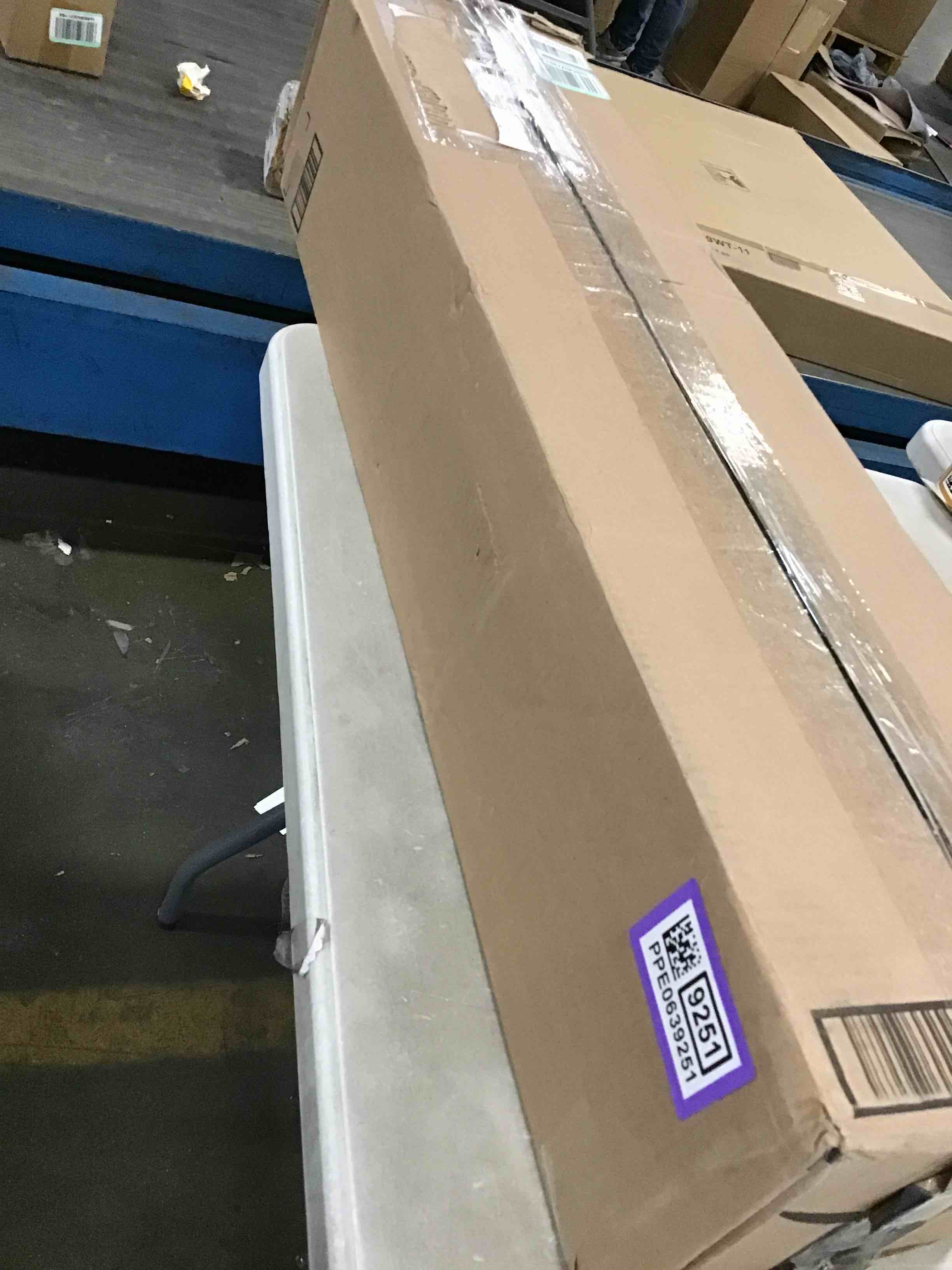 https://s3.amazonaws.com/lotting-images-prod/bidfta/PPE0639251_1730483476479.jpeg