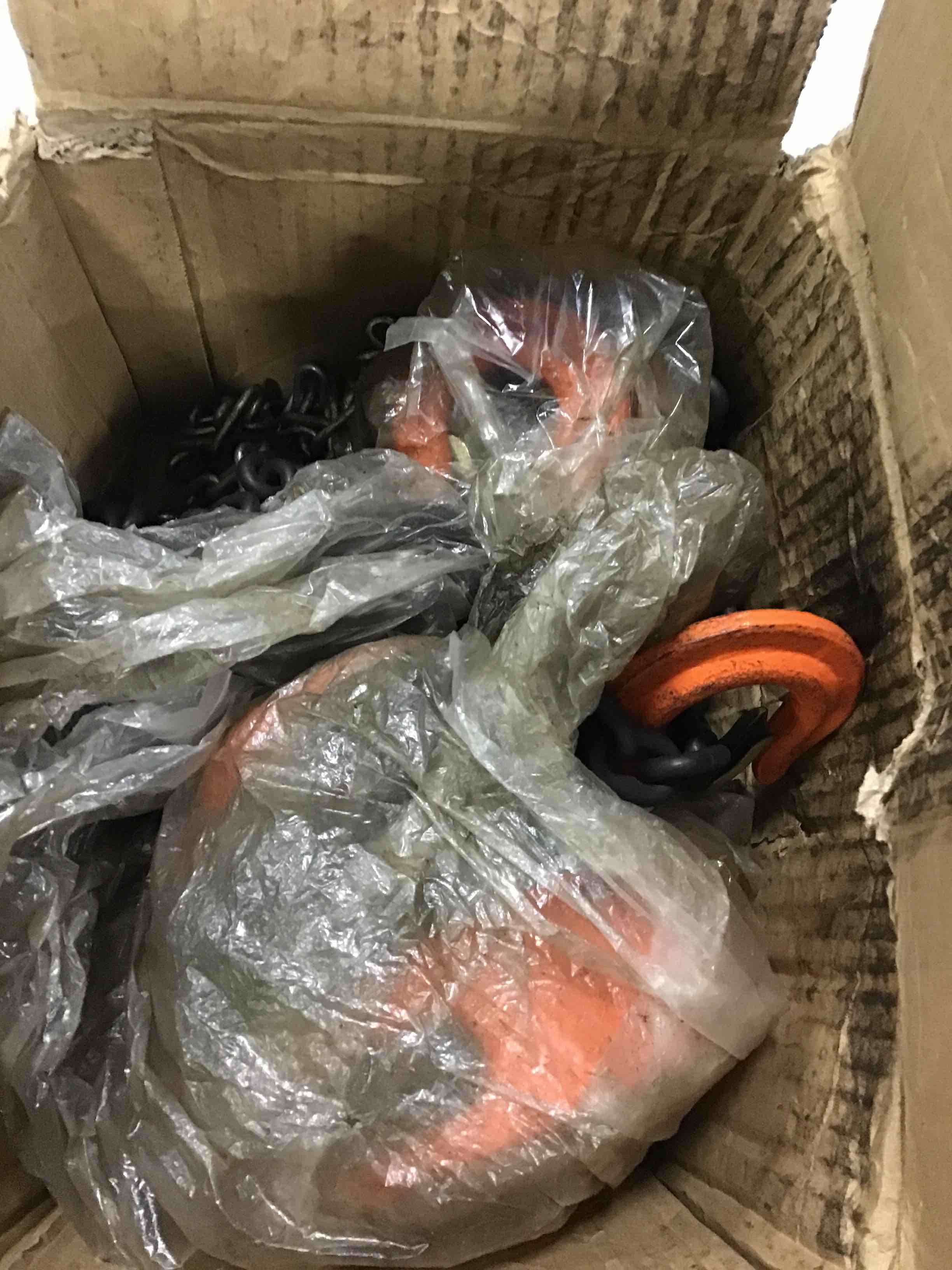 https://s3.amazonaws.com/lotting-images-prod/bidfta/PPE0639483_1730328708318.jpeg