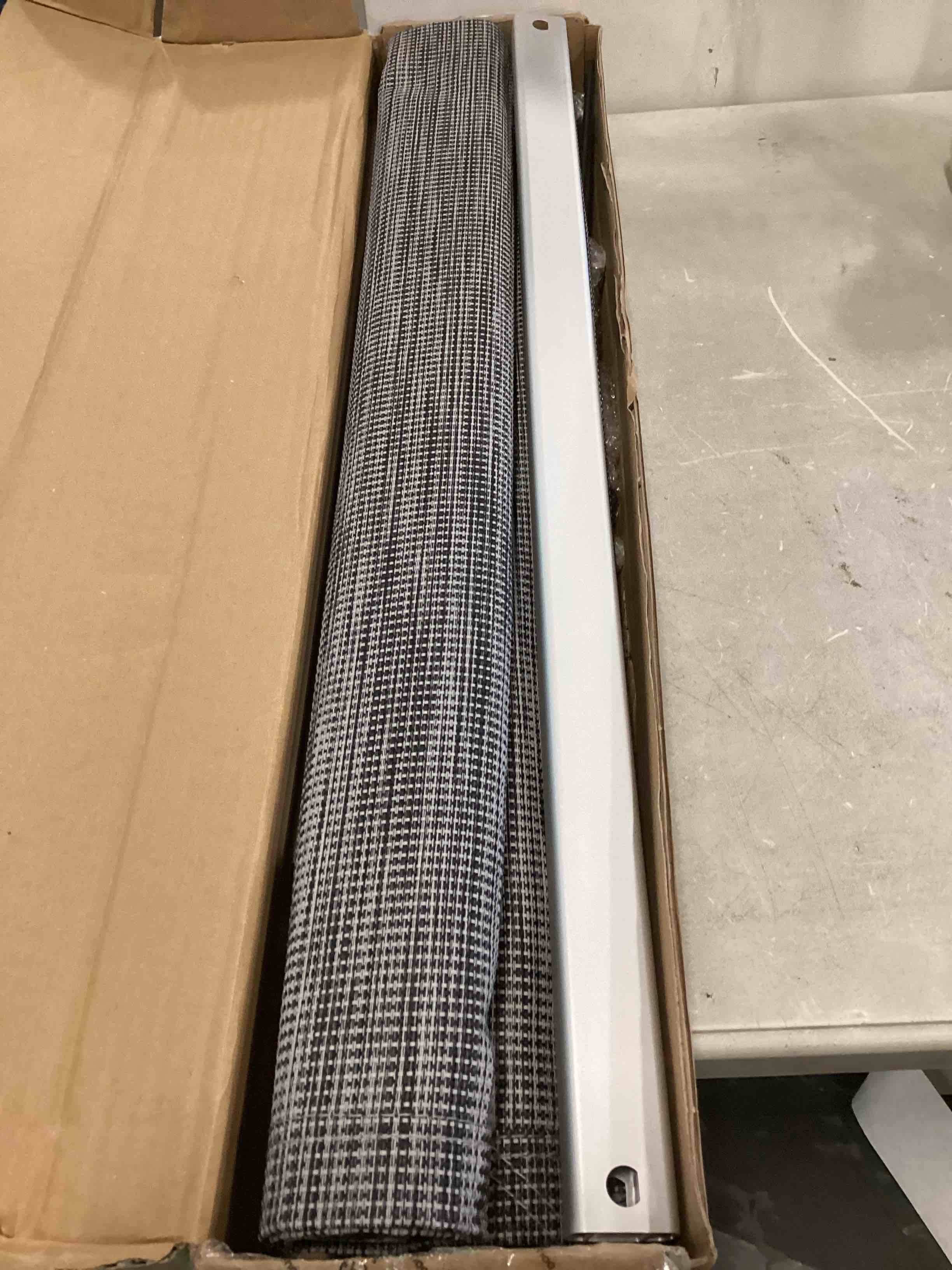 https://s3.amazonaws.com/lotting-images-prod/bidfta/PPE0639898_1729956395049.jpeg