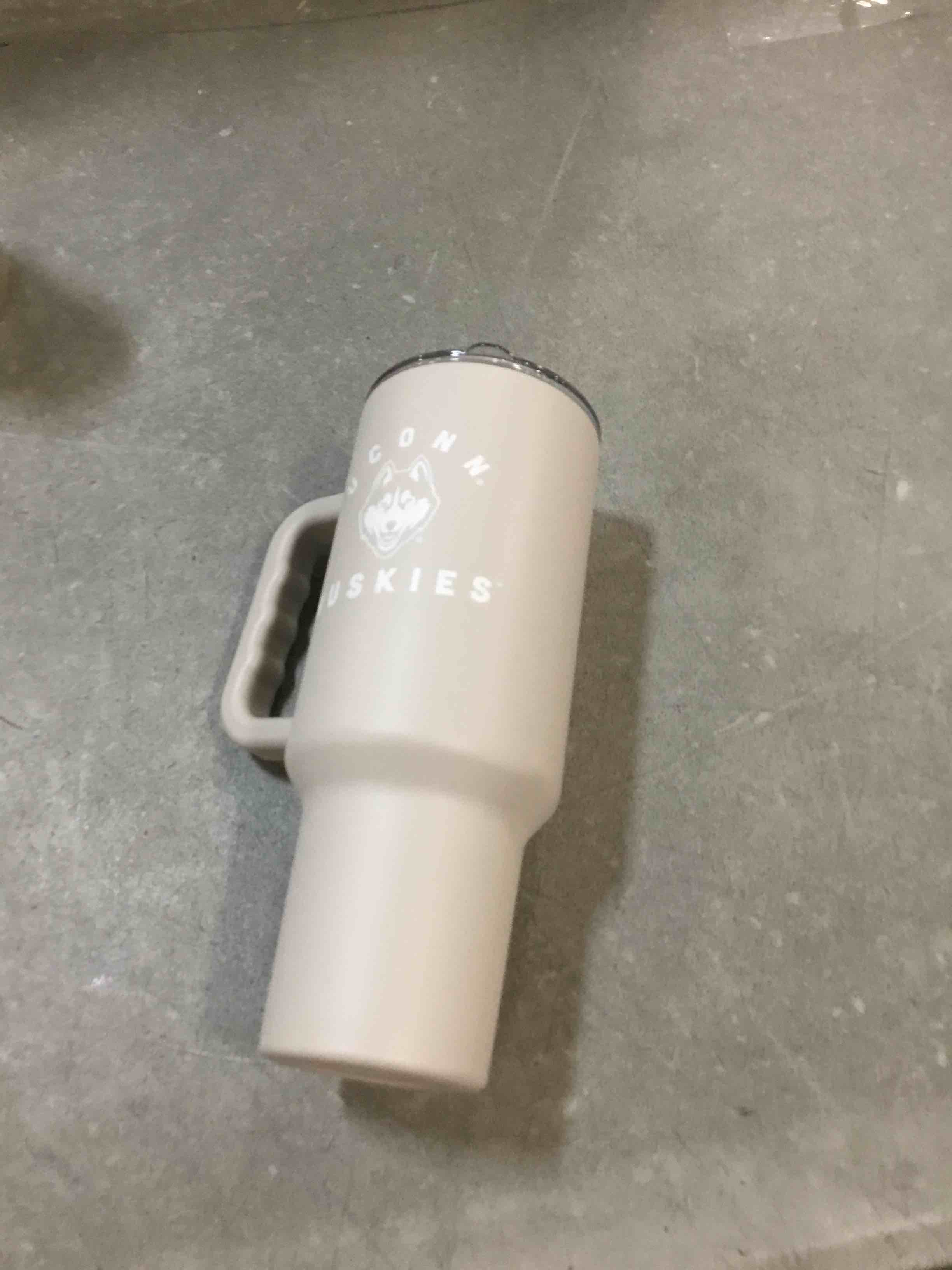 https://s3.amazonaws.com/lotting-images-prod/bidfta/PPE0640231_1731589780776.jpeg