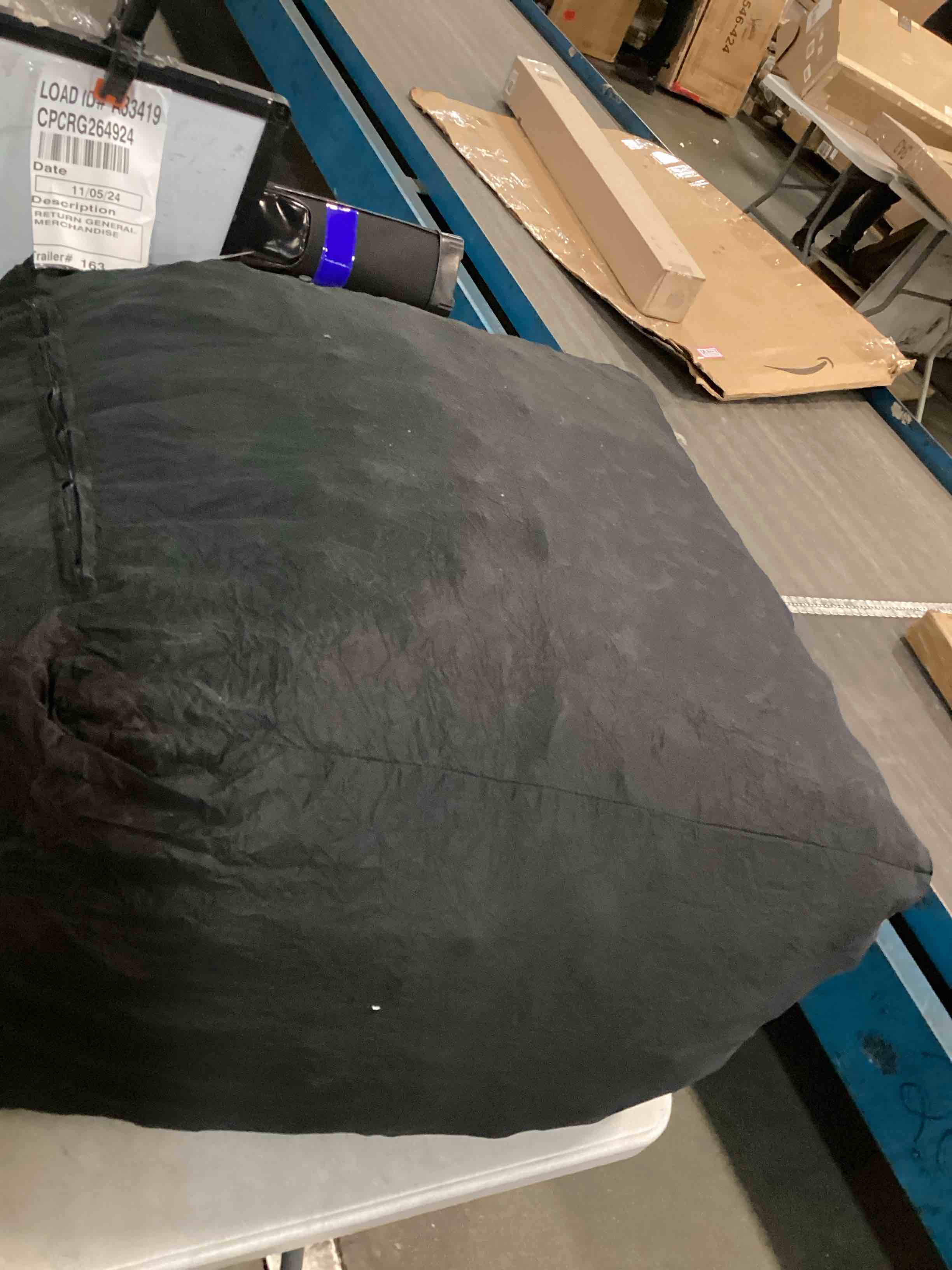 https://s3.amazonaws.com/lotting-images-prod/bidfta/PPE0640759_1731443206097.jpeg
