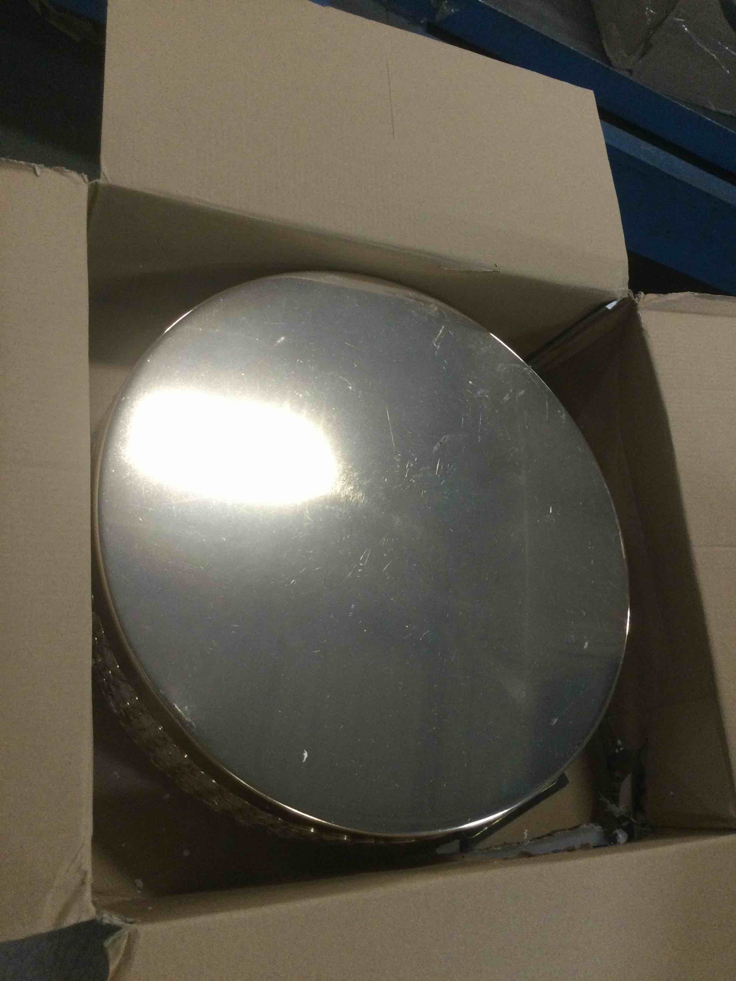 https://s3.amazonaws.com/lotting-images-prod/bidfta/PPE0640833_1731354465102.jpeg