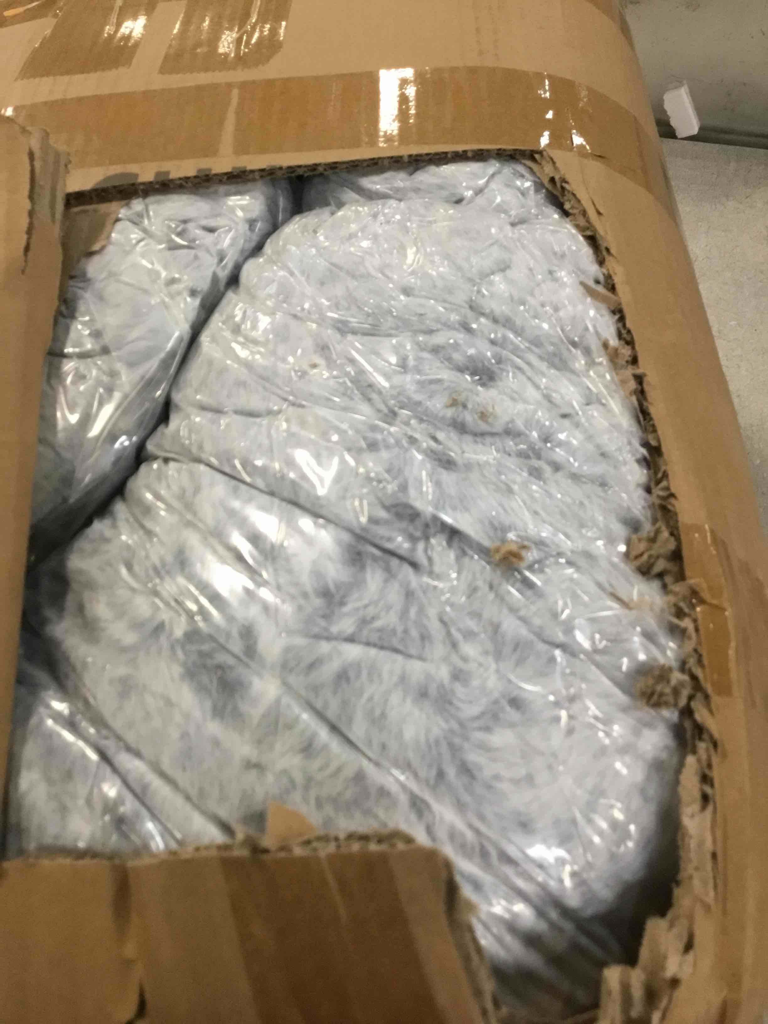 https://s3.amazonaws.com/lotting-images-prod/bidfta/PPE0640993_1731337037179.jpeg