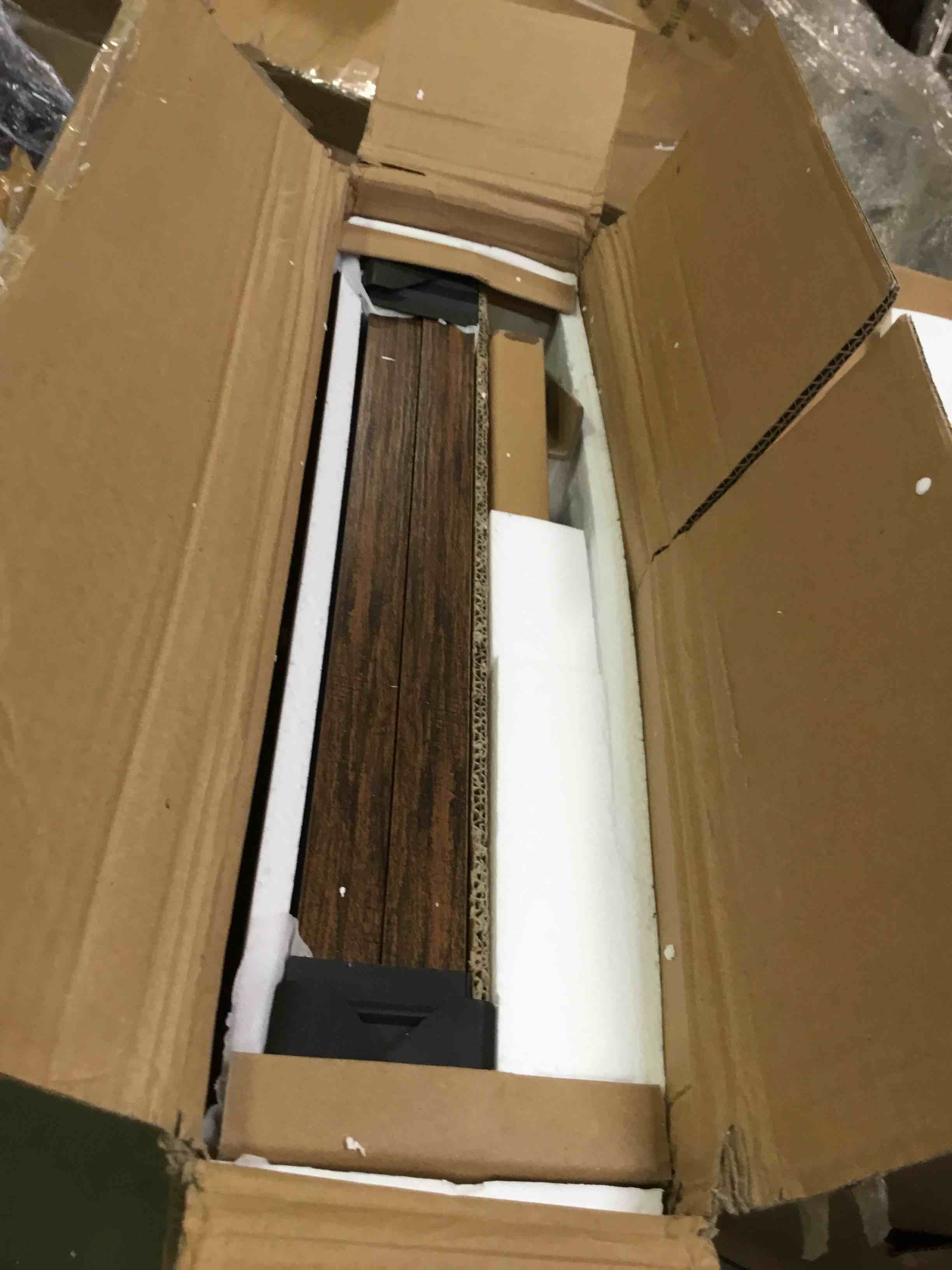 https://s3.amazonaws.com/lotting-images-prod/bidfta/PPE0641202_1731079940262.jpeg