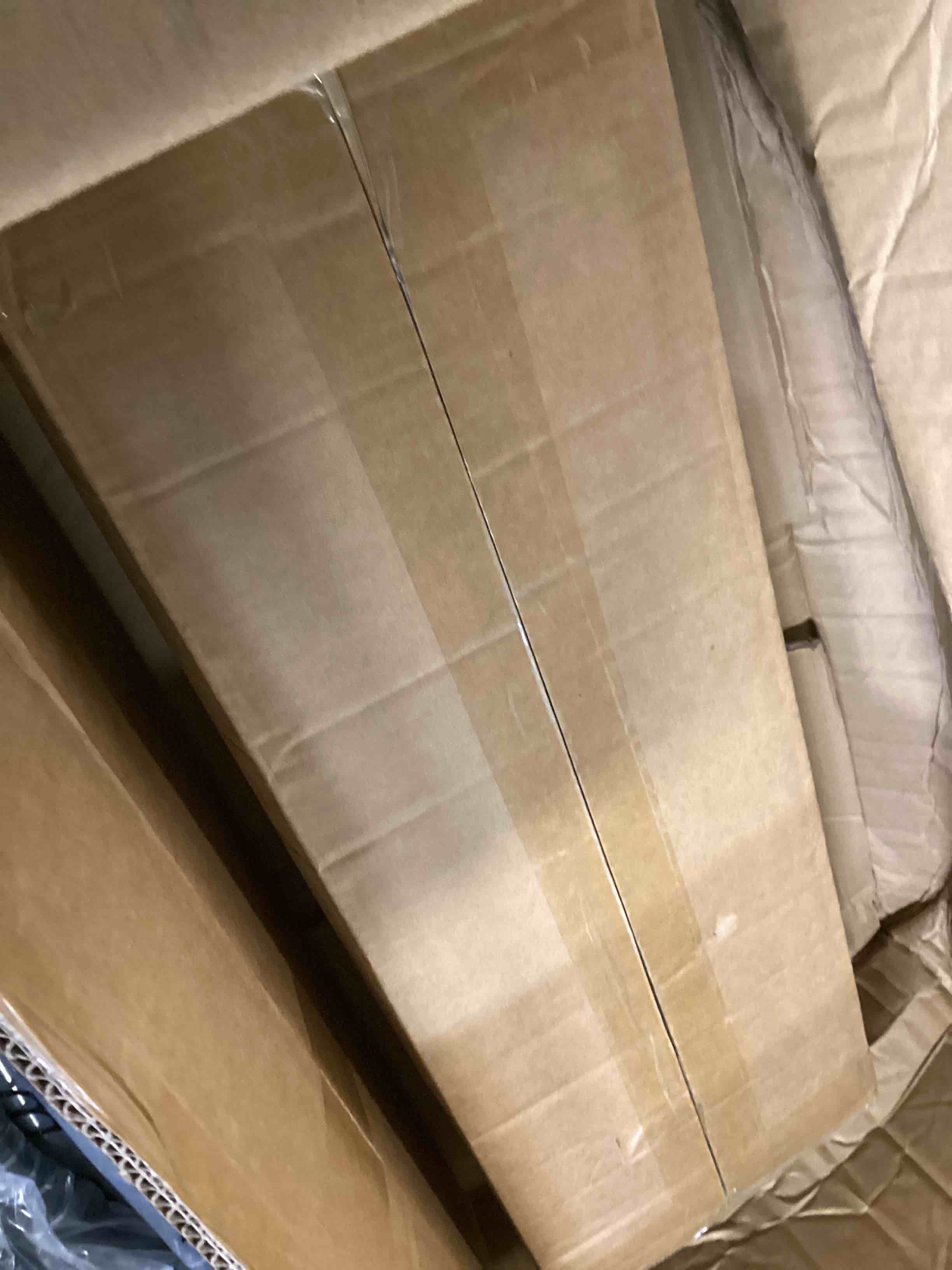 https://s3.amazonaws.com/lotting-images-prod/bidfta/PPE0642272_1733766370643.jpeg