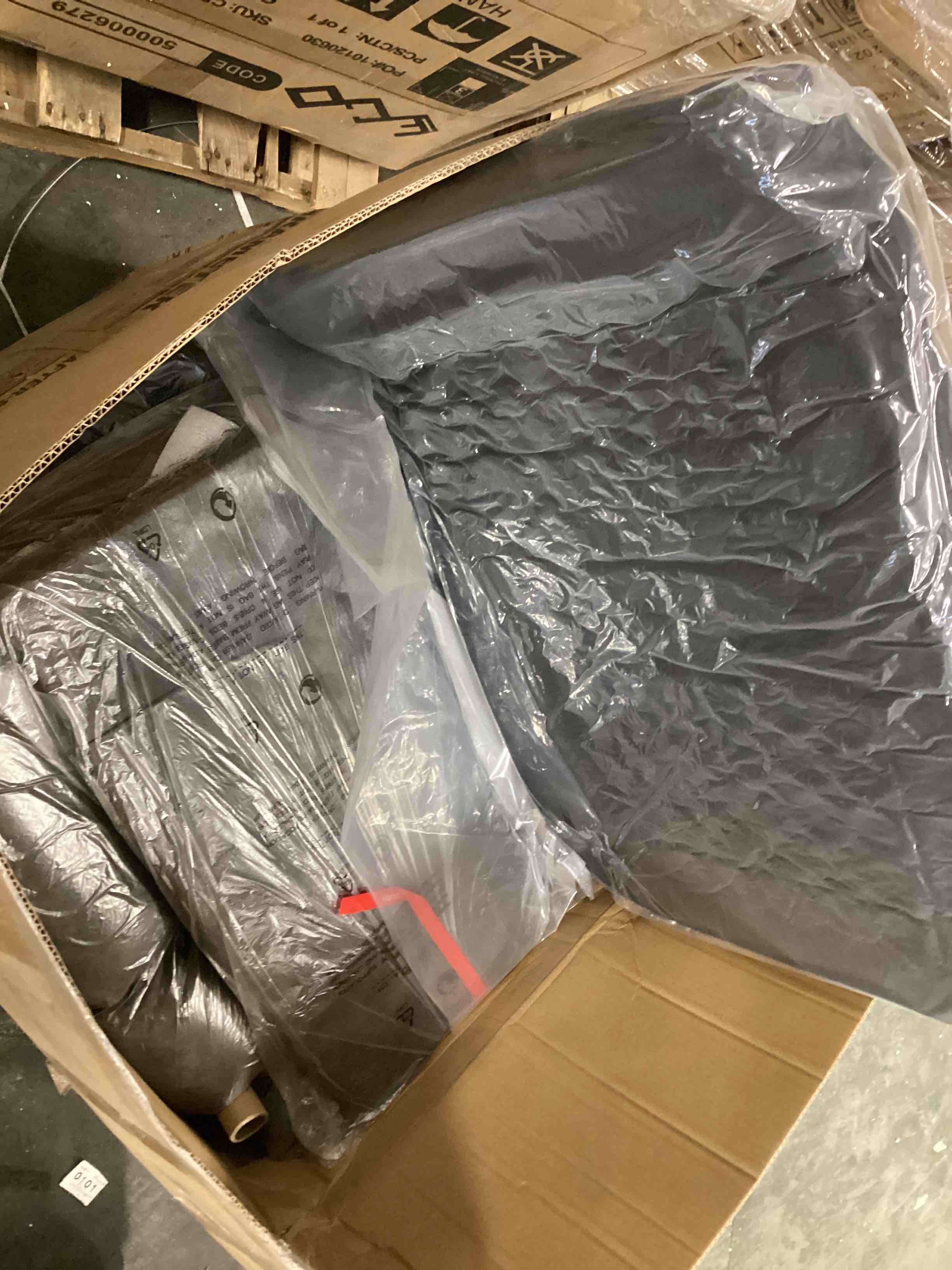 https://s3.amazonaws.com/lotting-images-prod/bidfta/PPE0642308_1733752199064.jpeg