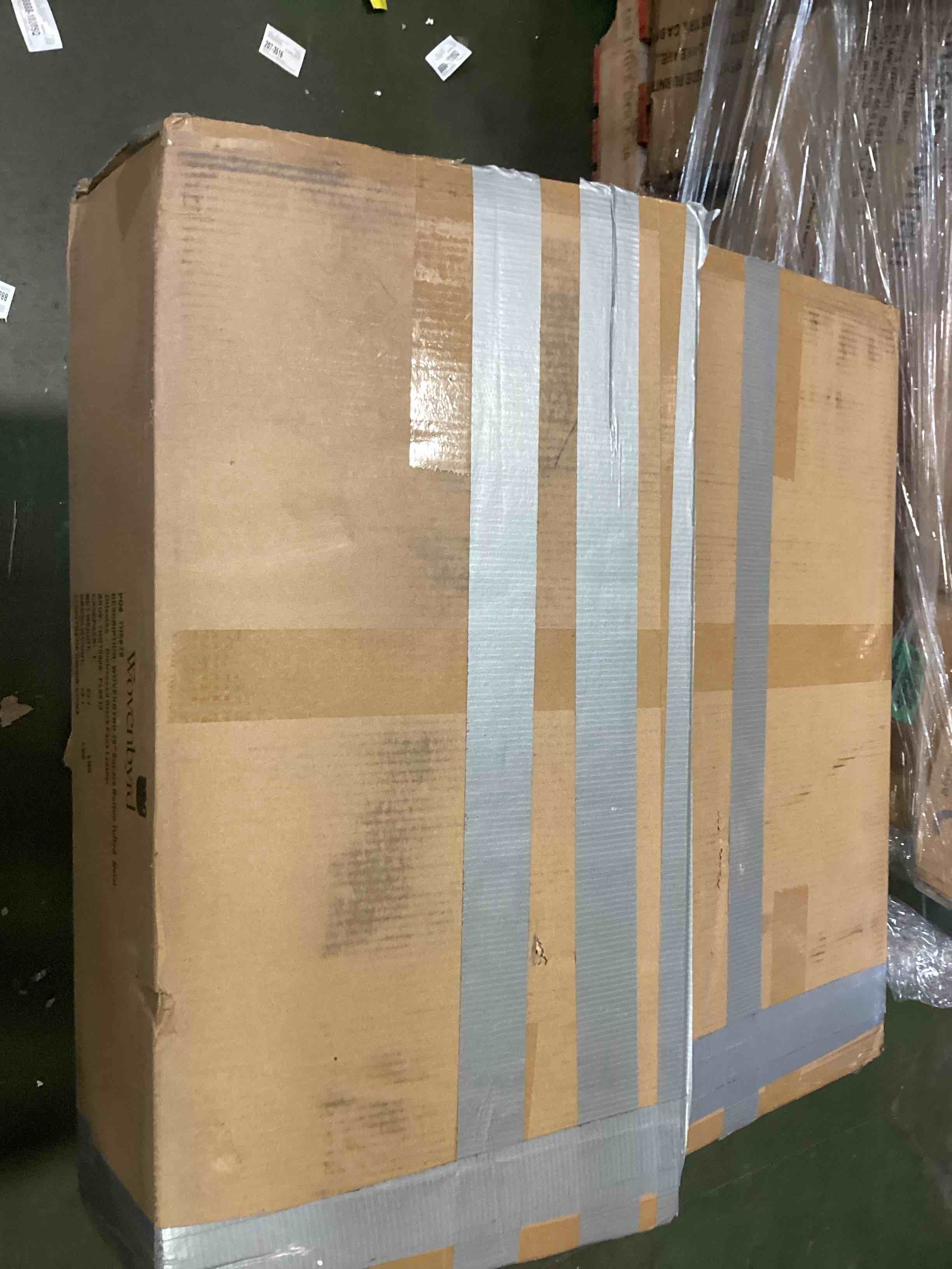 https://s3.amazonaws.com/lotting-images-prod/bidfta/PPE0642367_1733507750086.jpeg