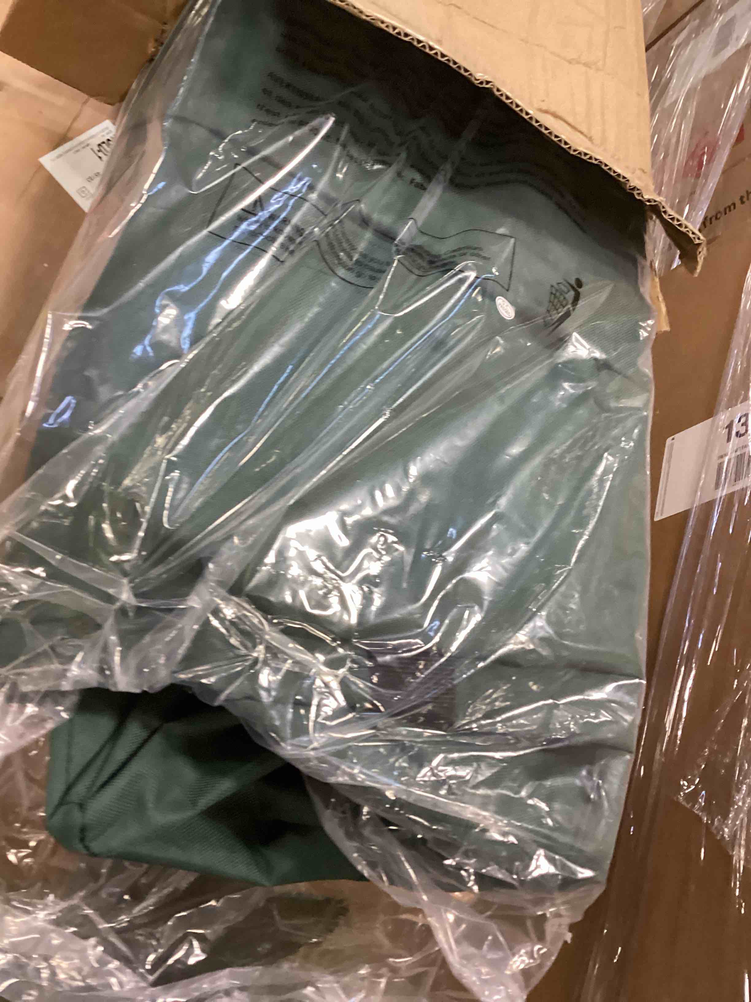https://s3.amazonaws.com/lotting-images-prod/bidfta/PPE0642406_1733494696168.jpeg