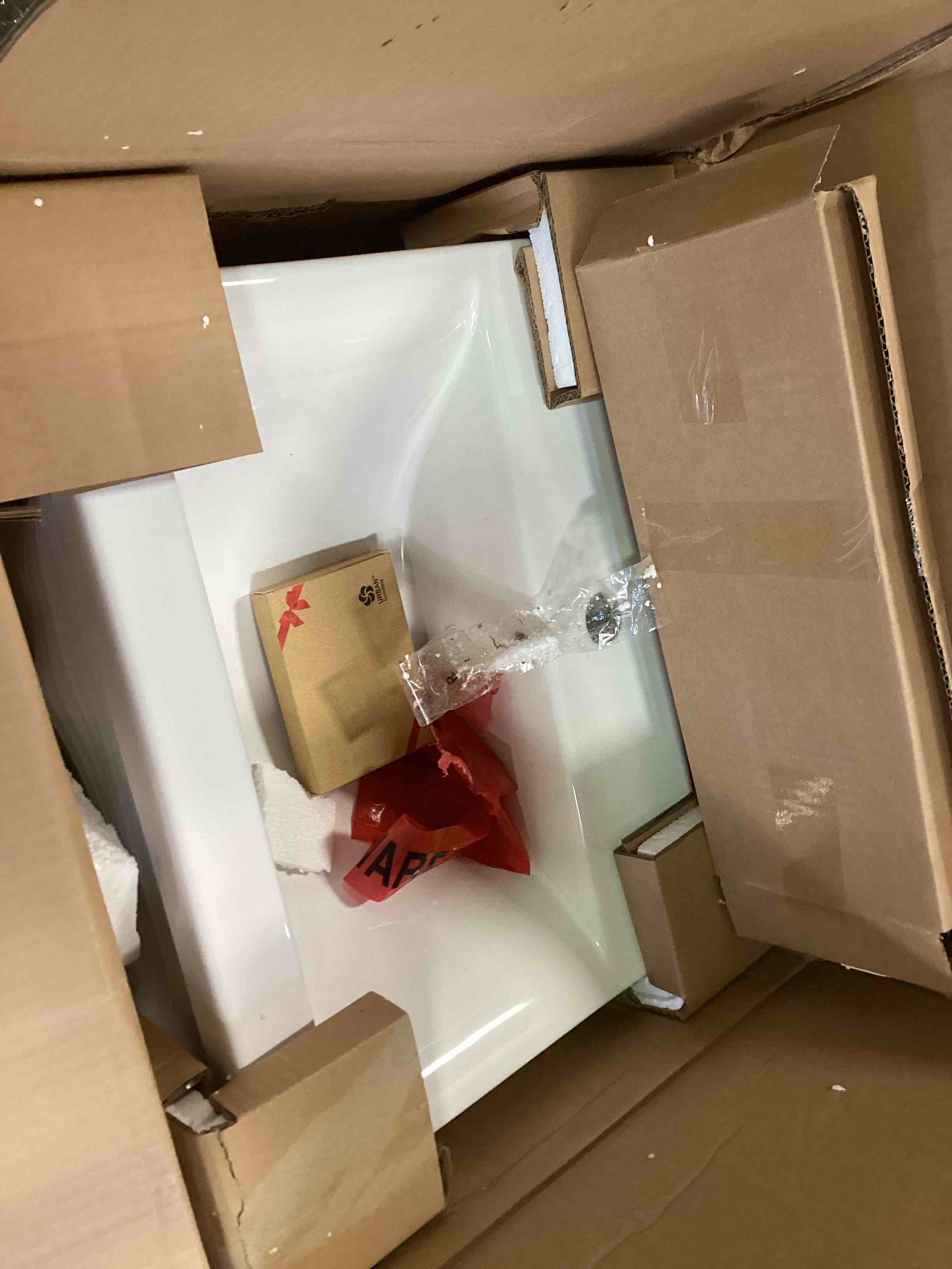 https://s3.amazonaws.com/lotting-images-prod/bidfta/PPE0643008_1732650231154.jpeg